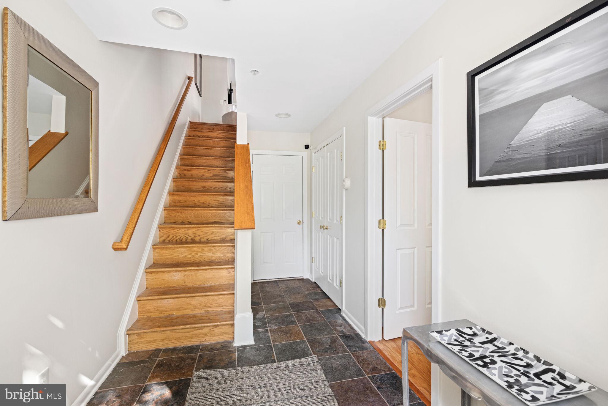 2119 12TH PLACE NW