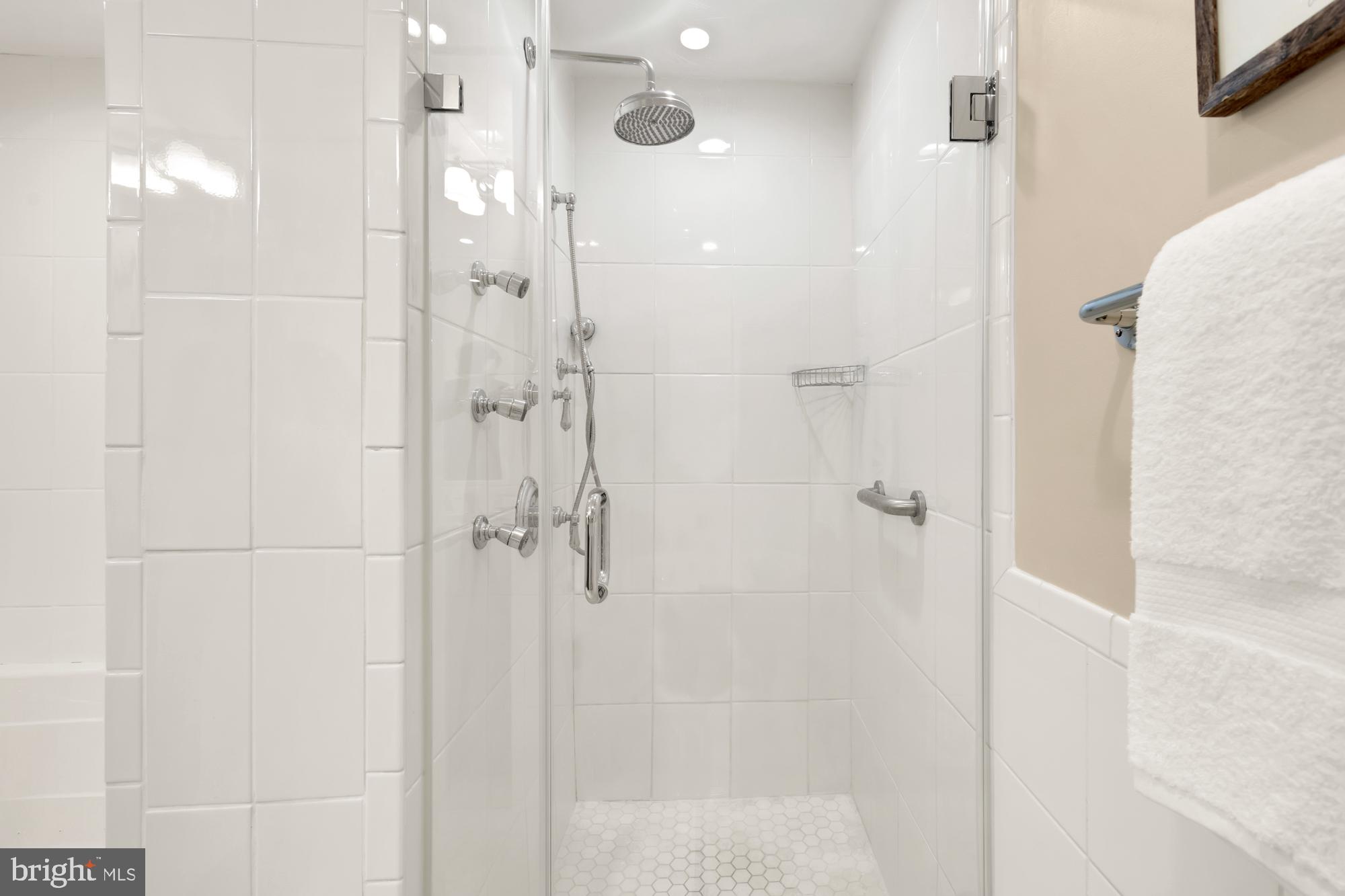 1111 23RD STREET NW 3B