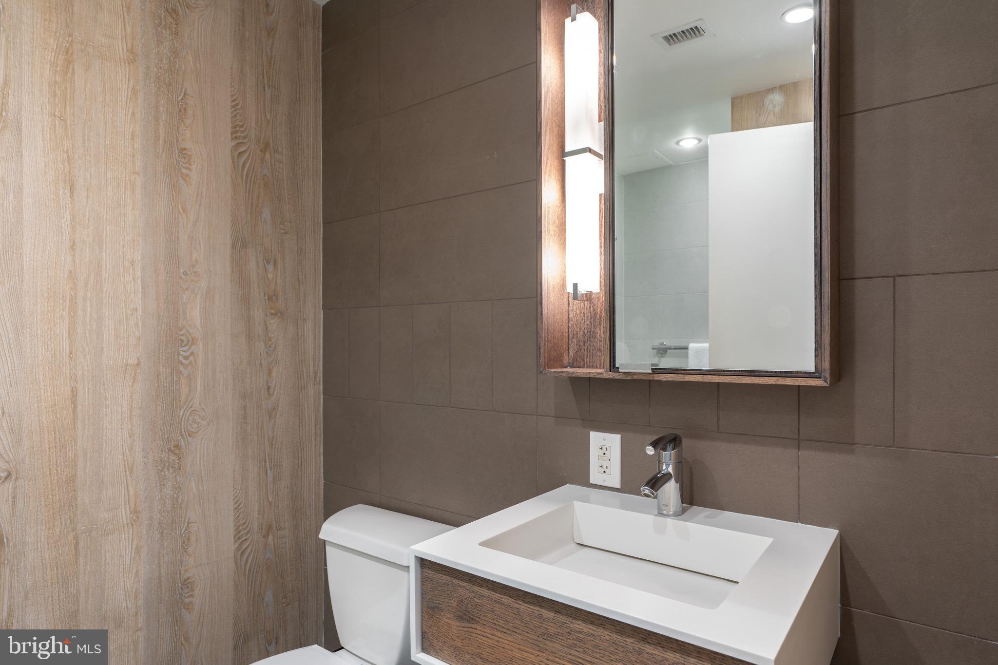 1515 15TH STREET NW 222