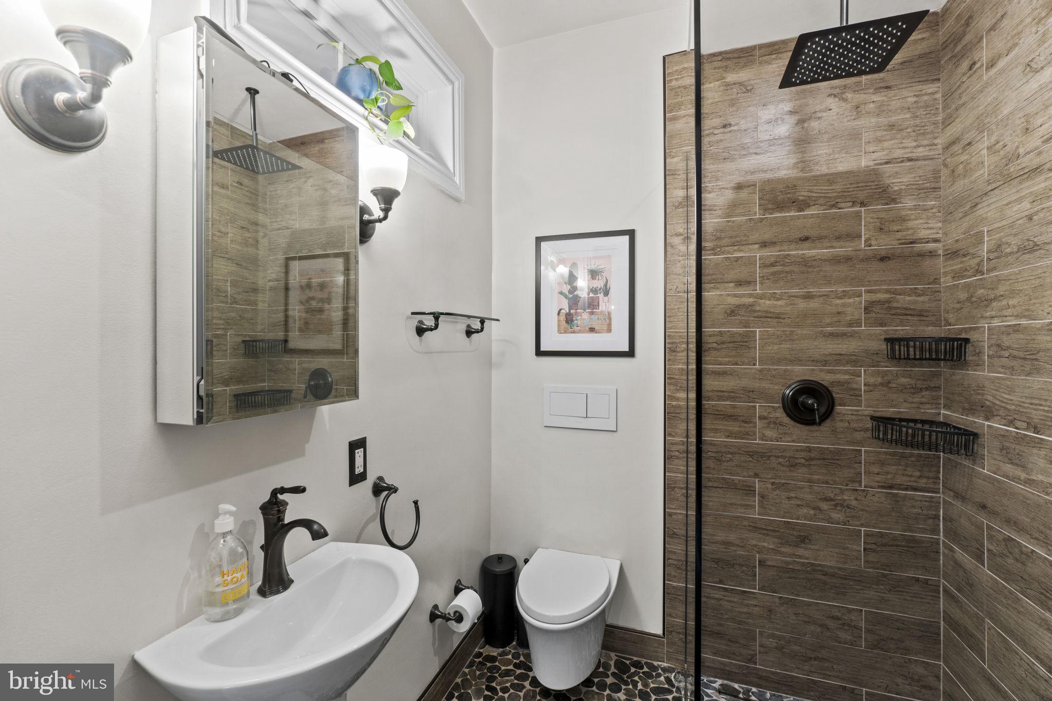 912 FRENCH STREET NW