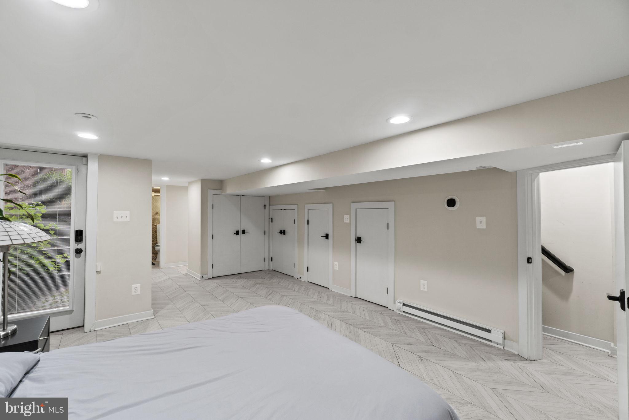 912 FRENCH STREET NW