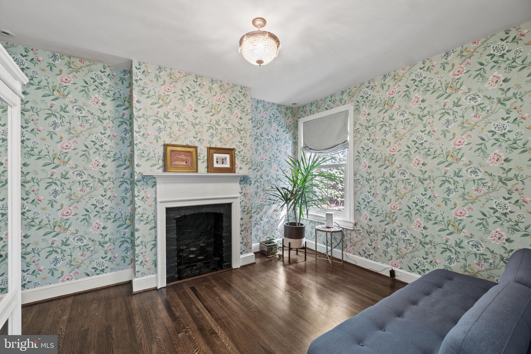 912 FRENCH STREET NW