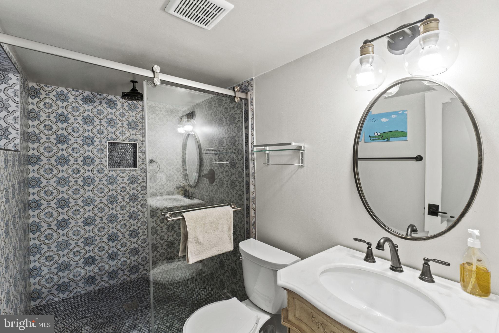 912 FRENCH STREET NW