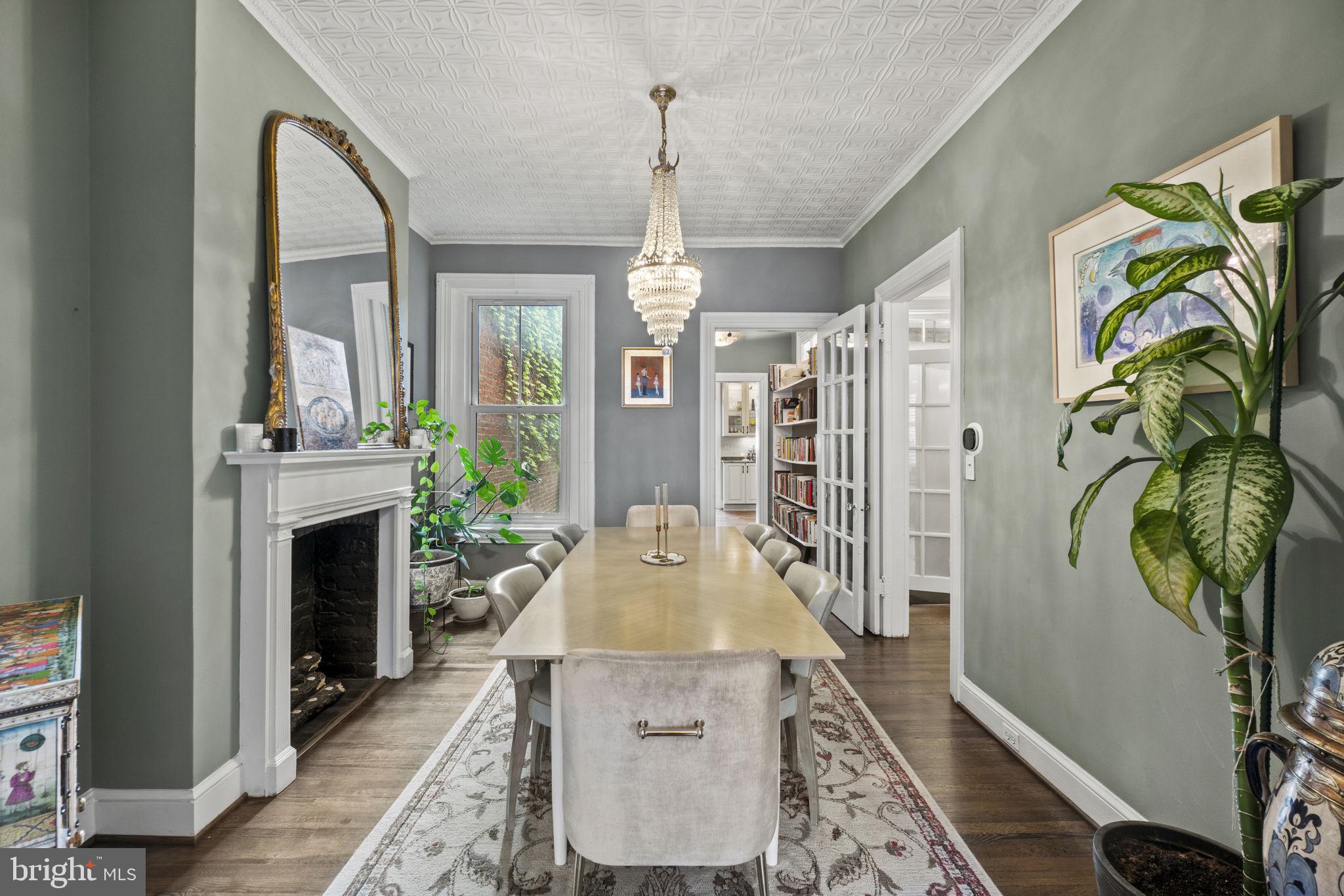 912 FRENCH STREET NW