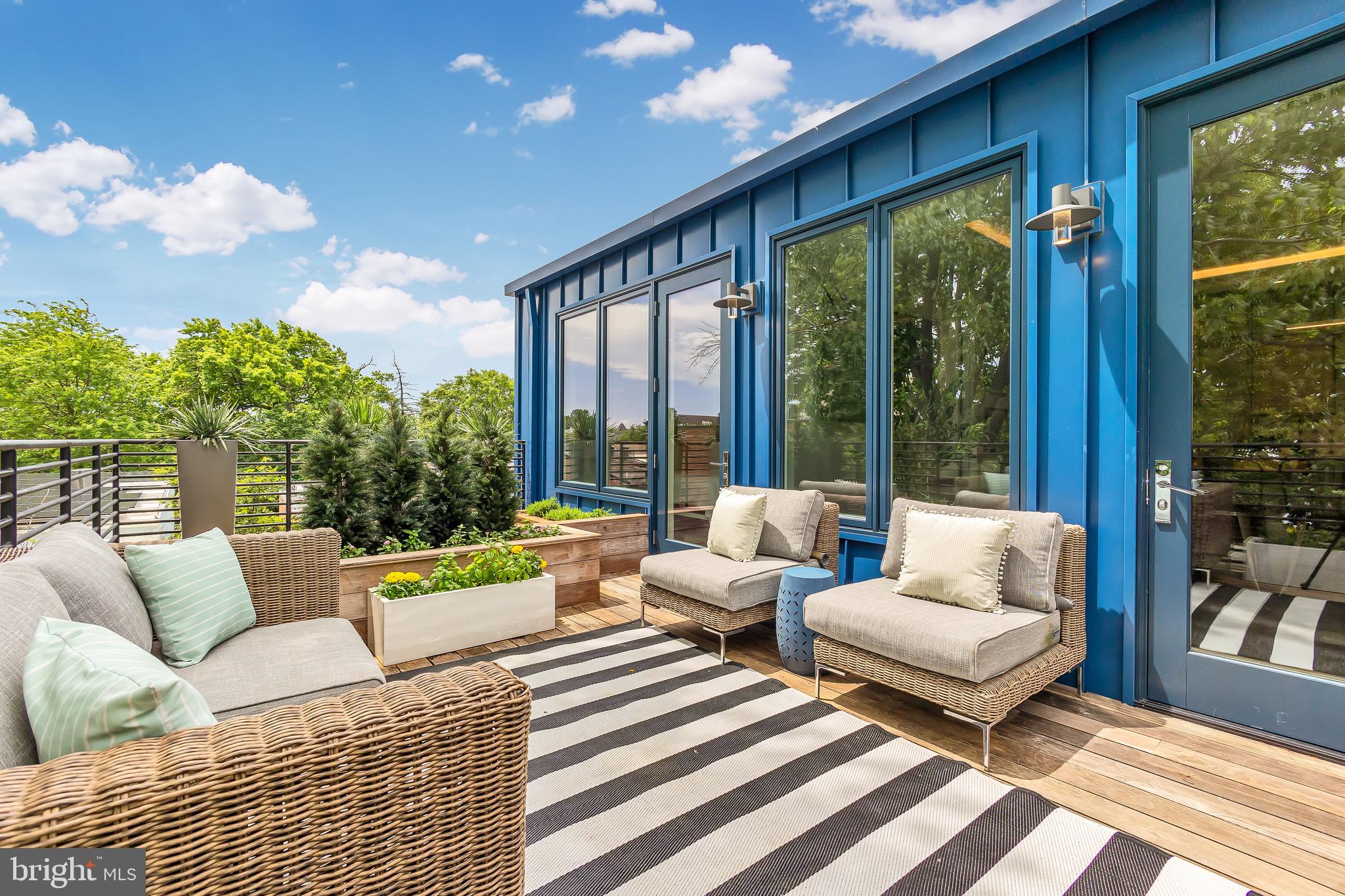 418 7TH STREET SE 401