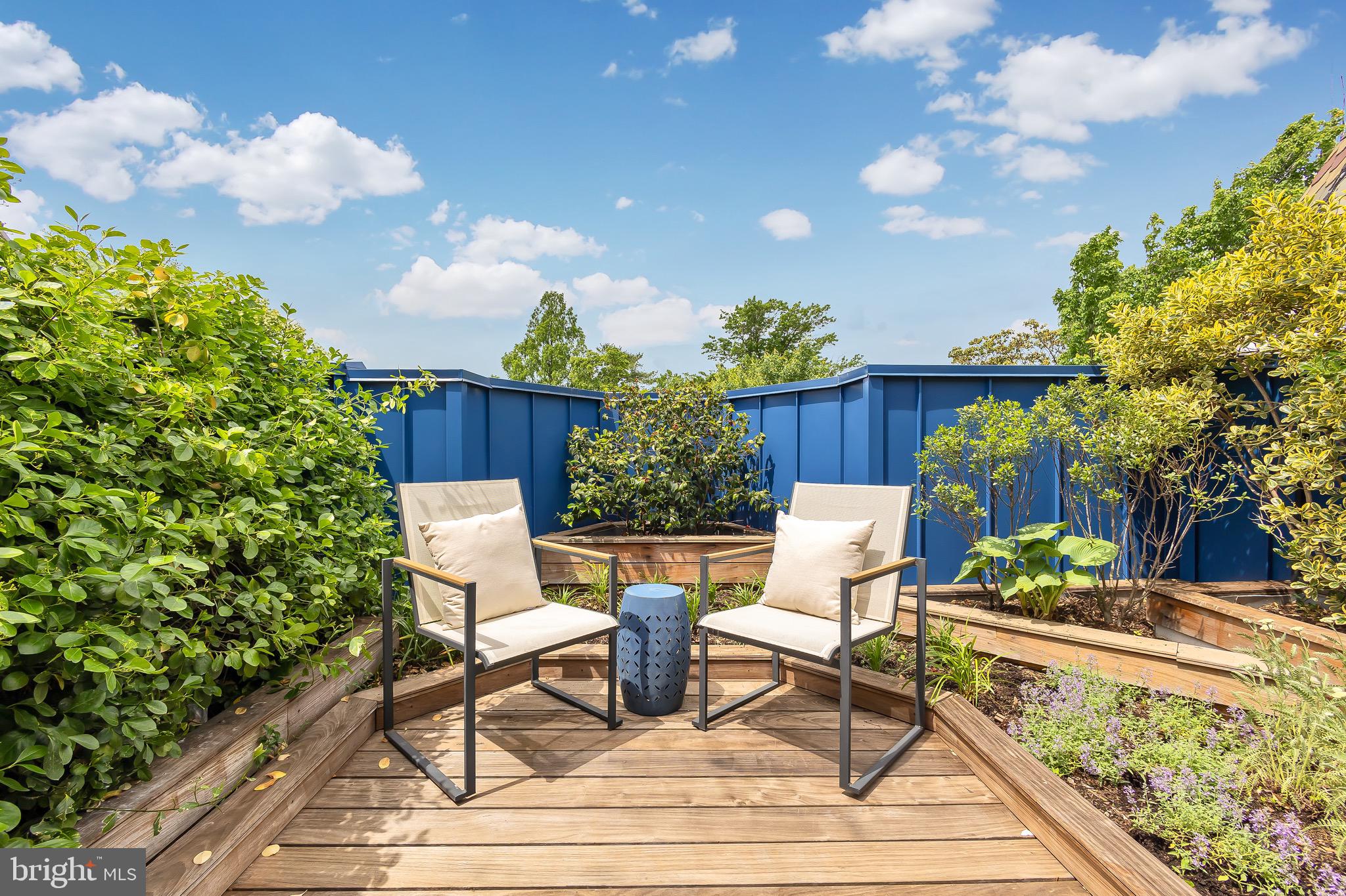 418 7TH STREET SE 401