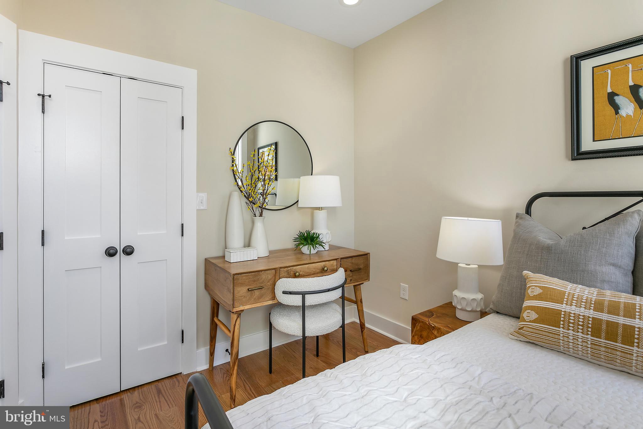 642 N CAROLINA AVENUE SE