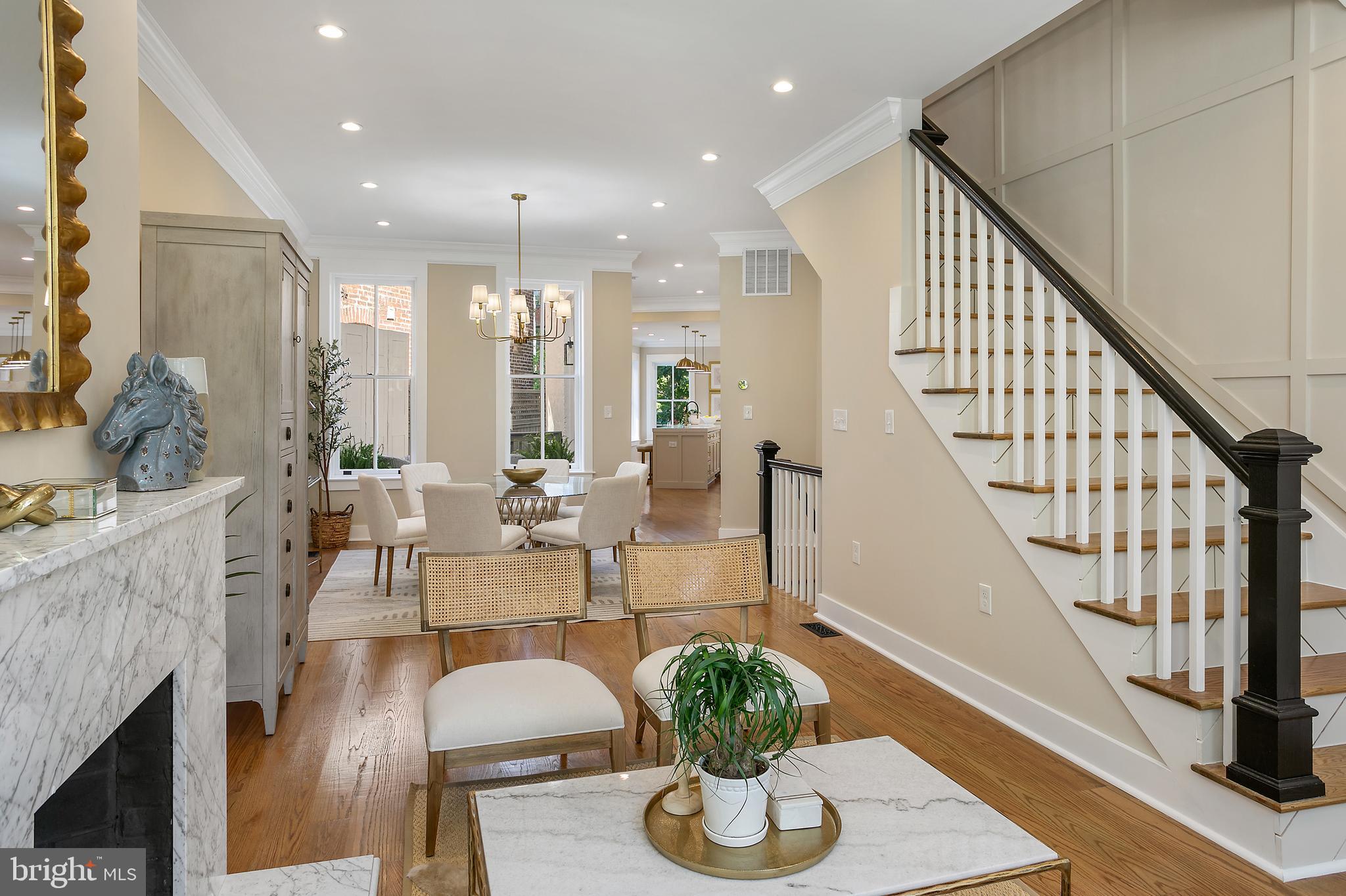 642 N CAROLINA AVENUE SE