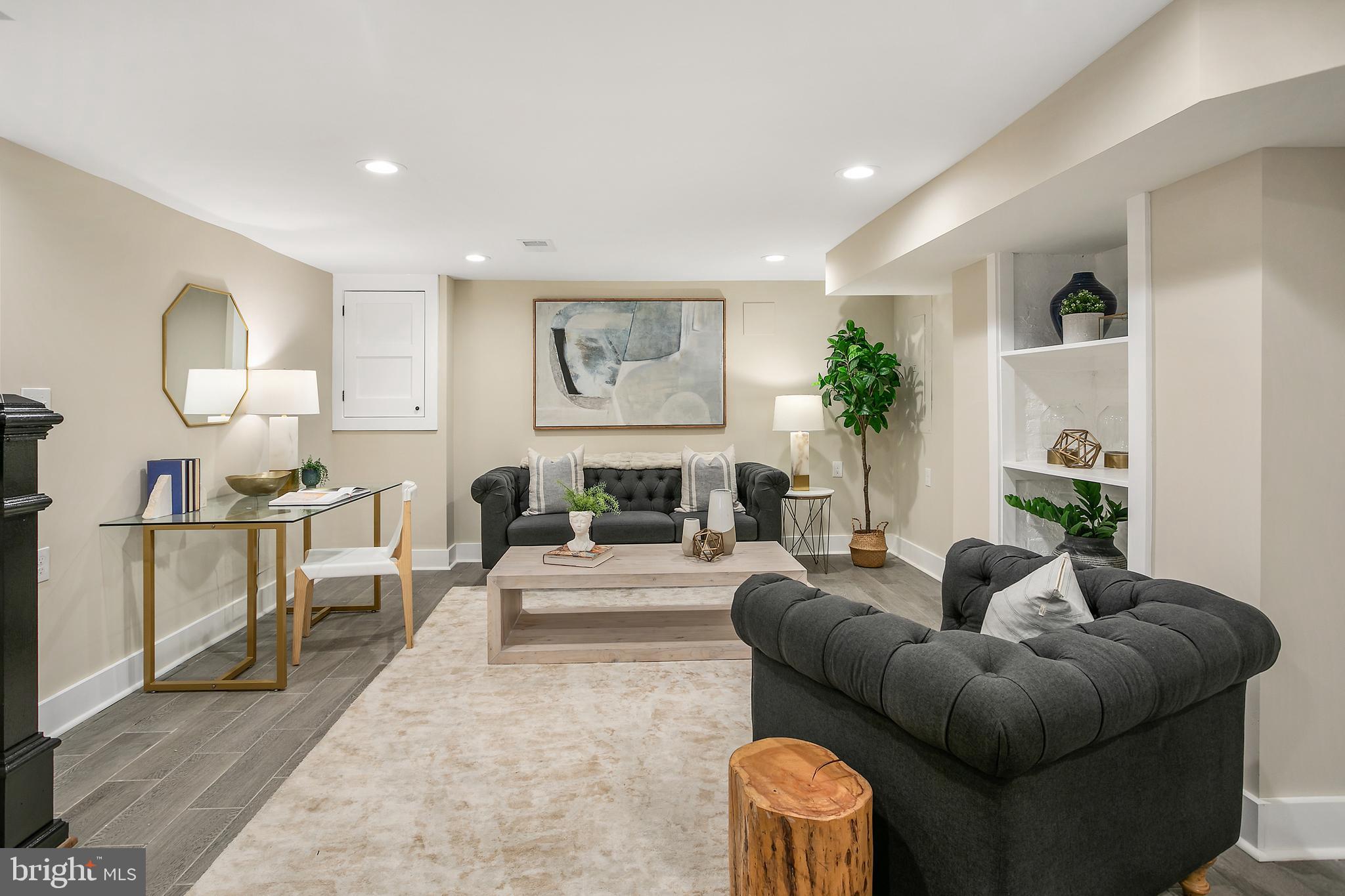 642 N CAROLINA AVENUE SE