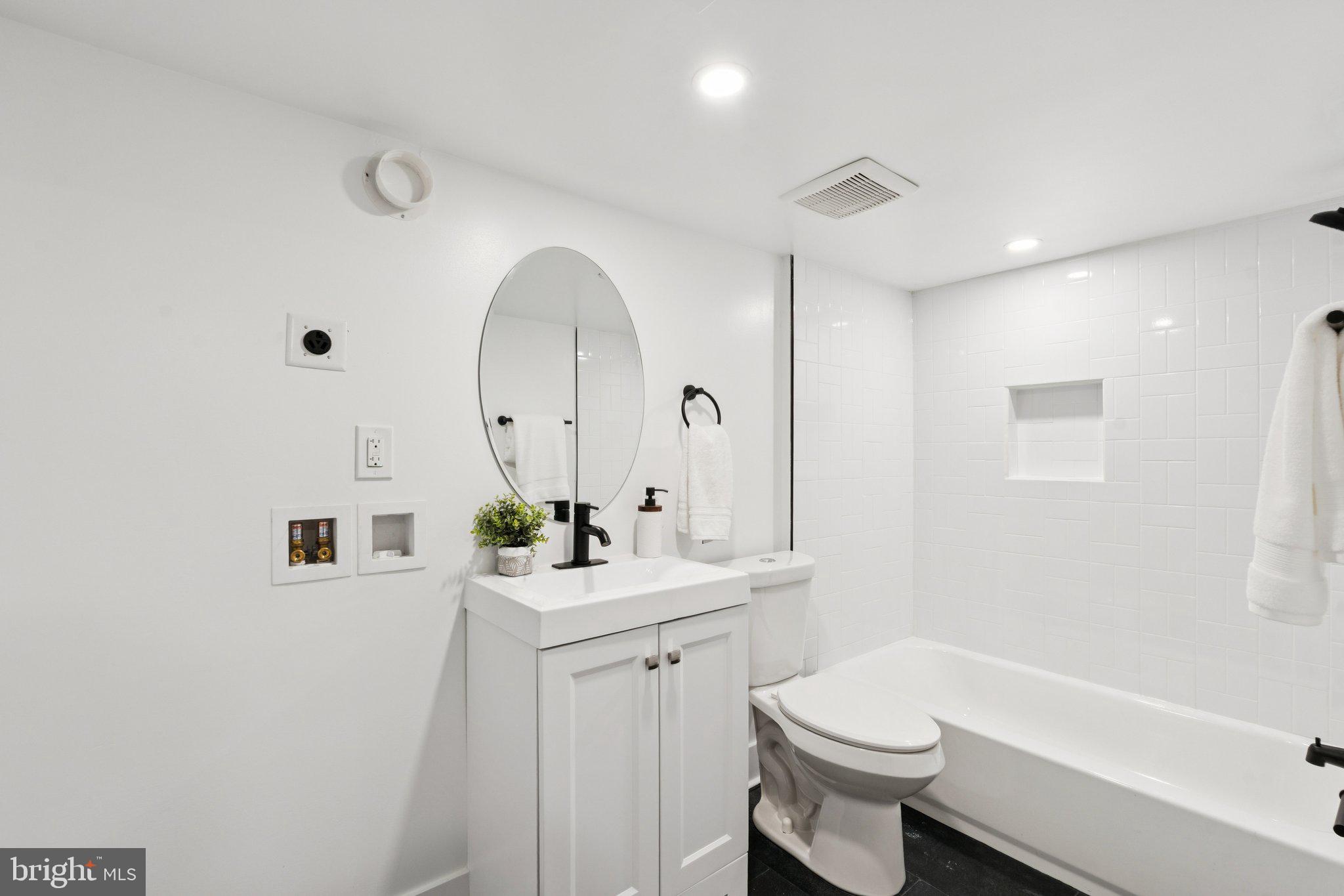 1316 BUCHANAN STREET NW