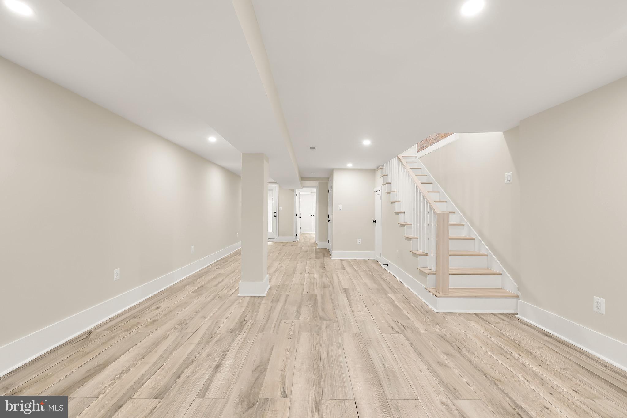 32 ADAMS STREET NW