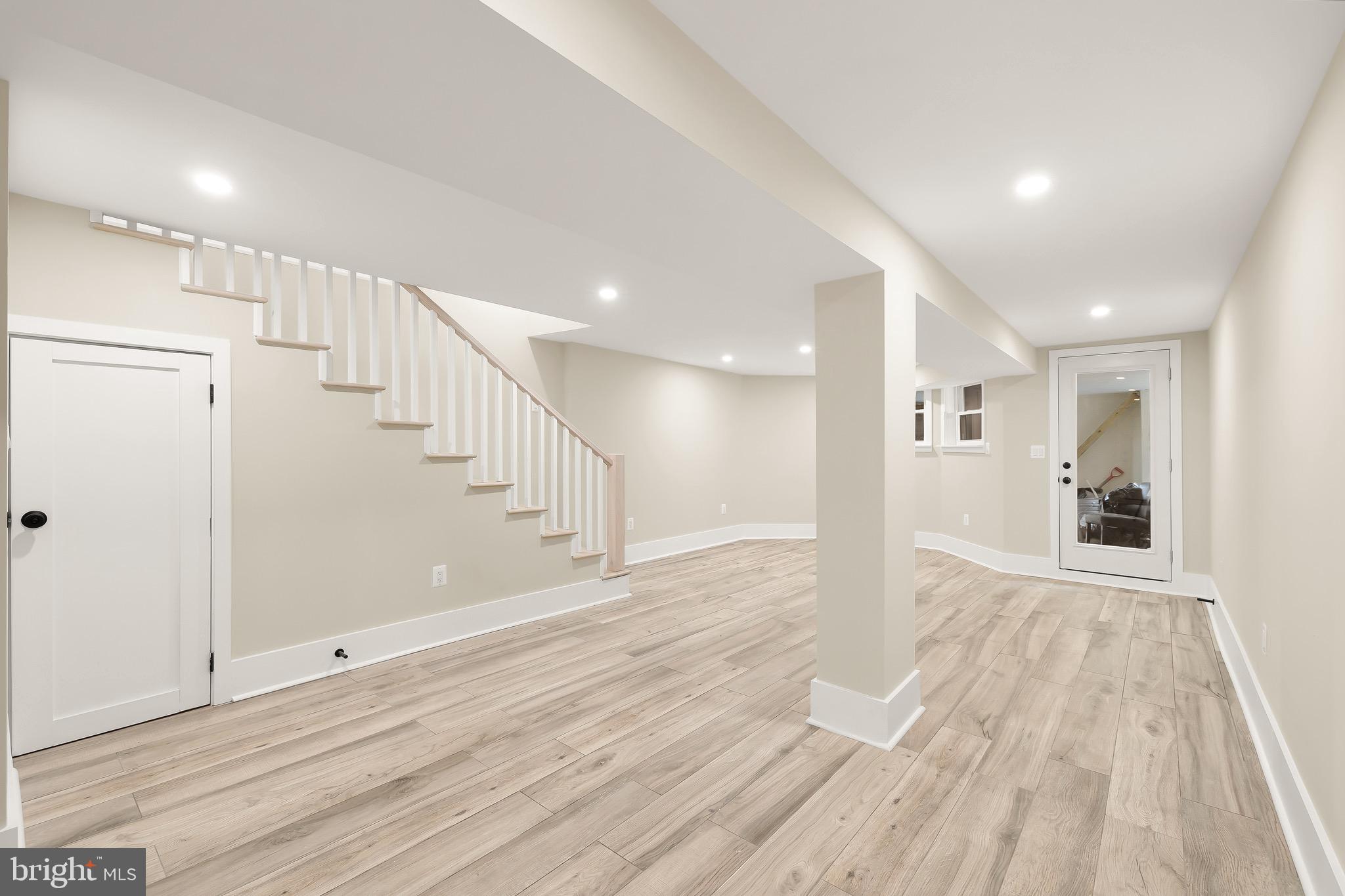 32 ADAMS STREET NW