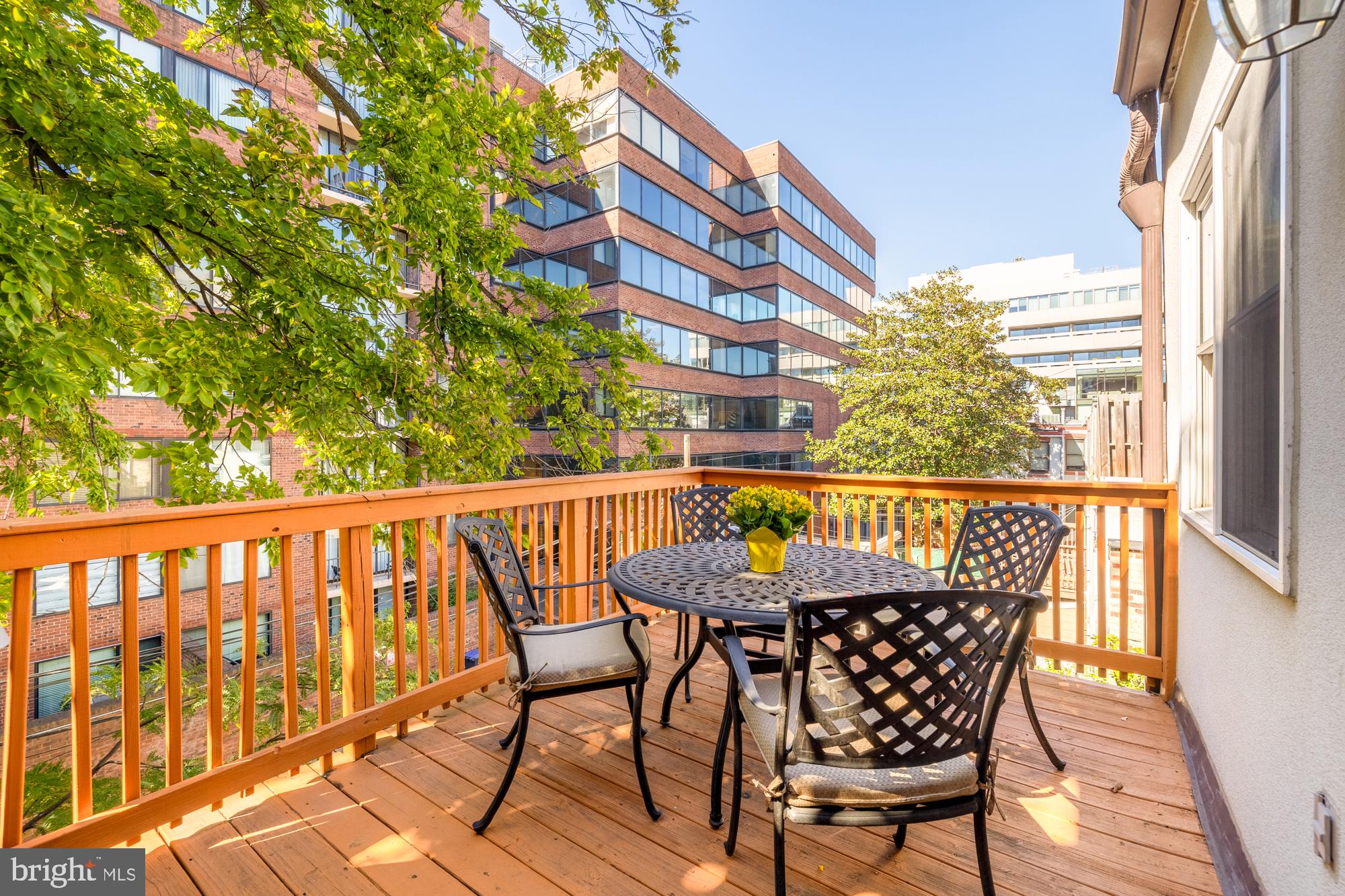 1126 25TH STREET NW 4