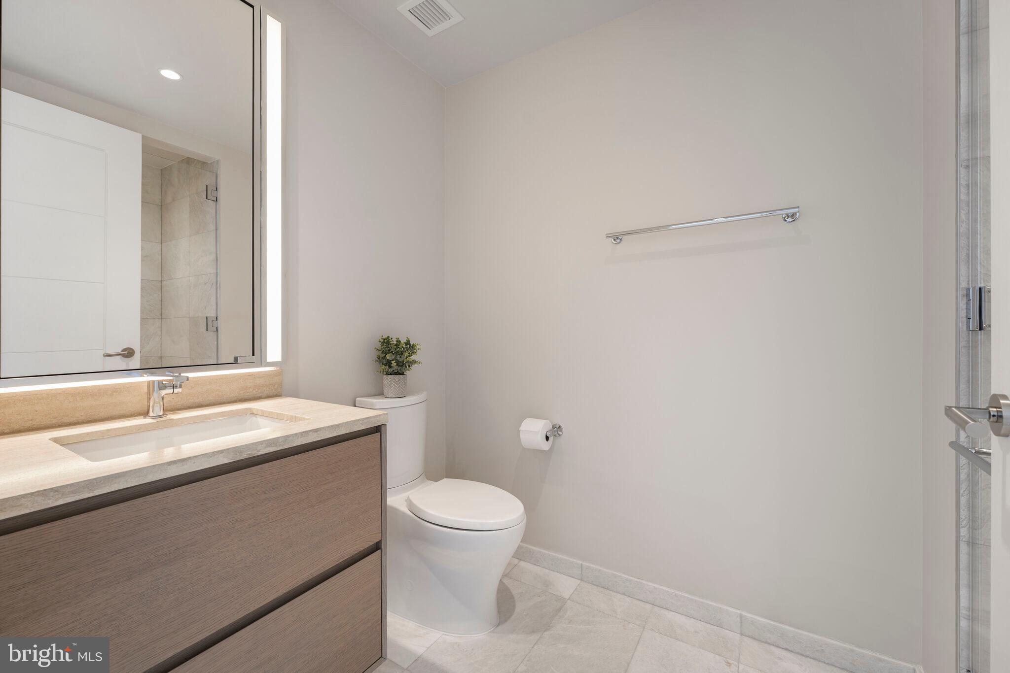 601 WHARF STREET SW 502