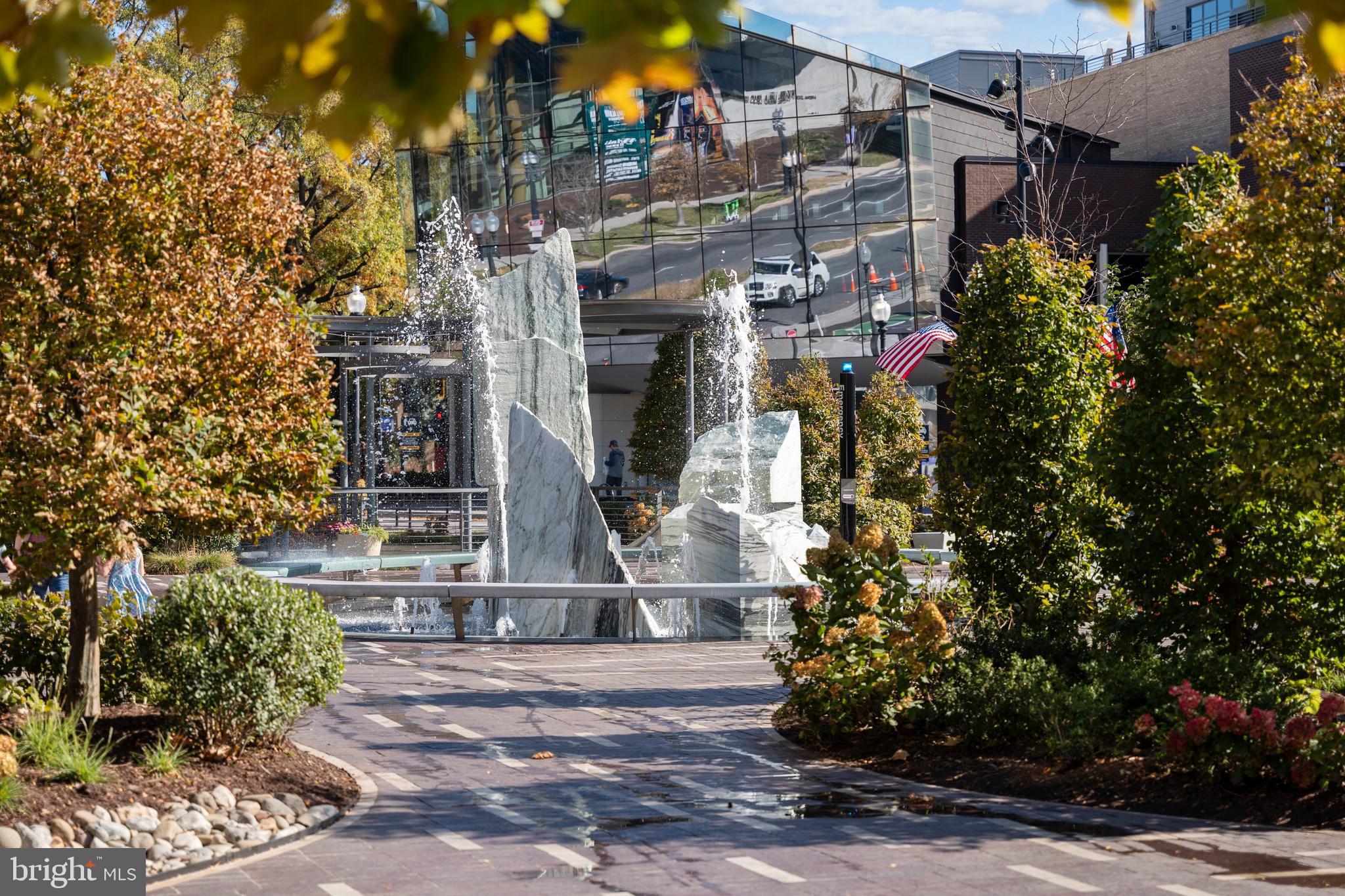 601 WHARF STREET SW 502