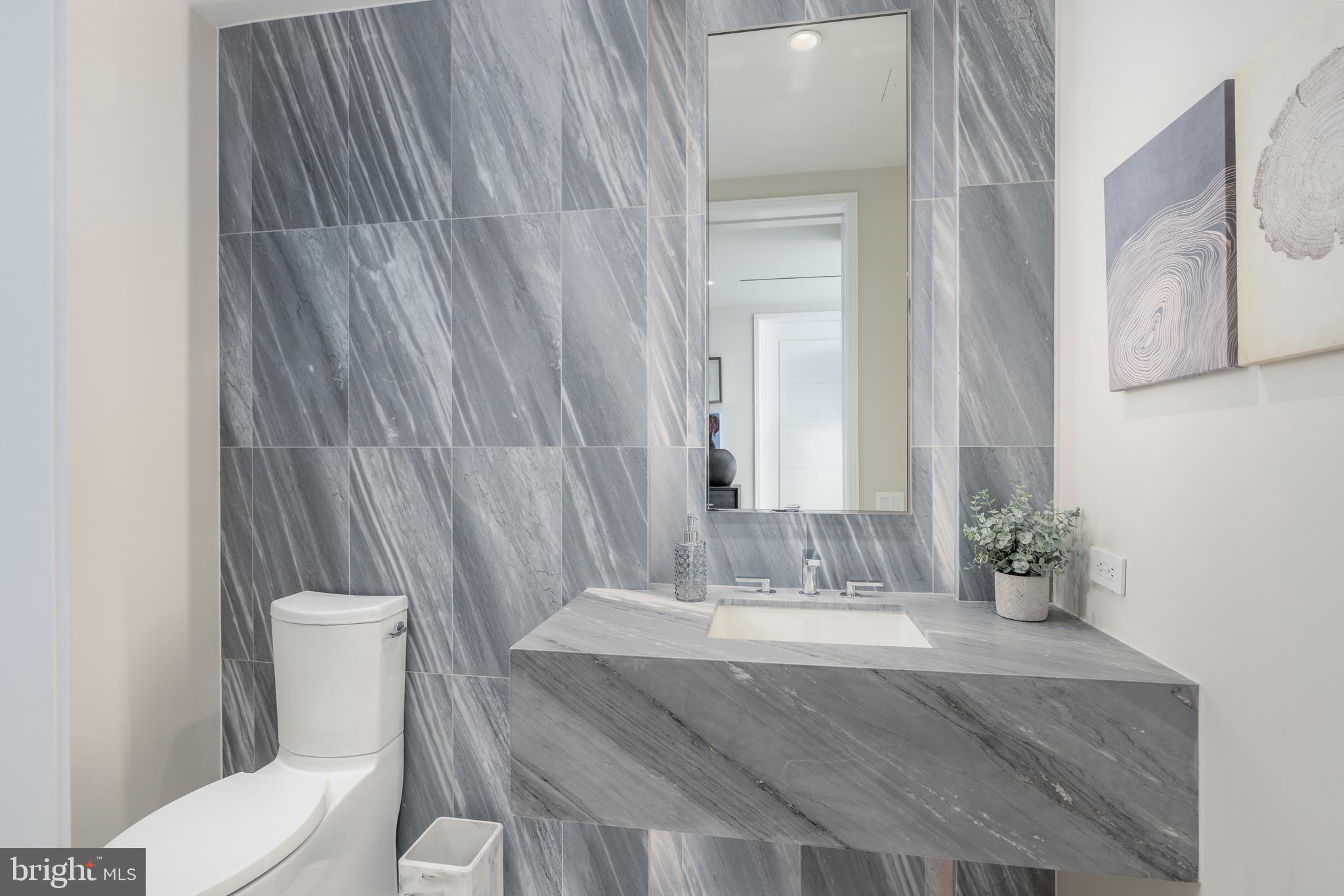 601 WHARF STREET SW PH6