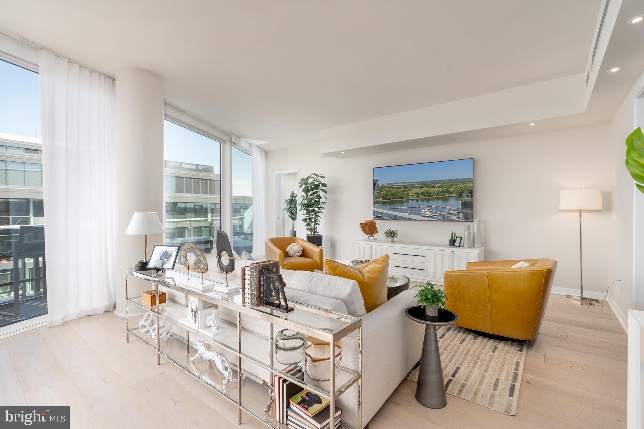 601 WHARF STREET SW PH6