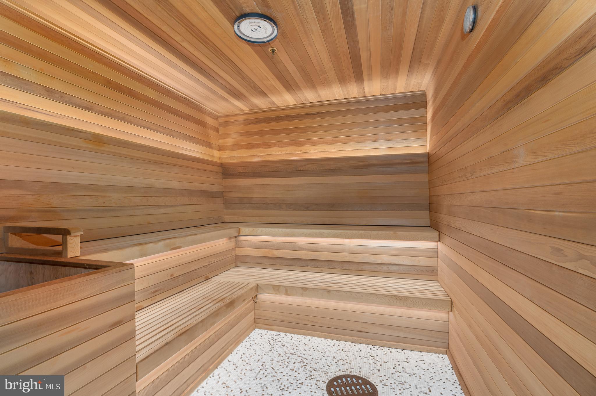 601 WHARF STREET SW PH6