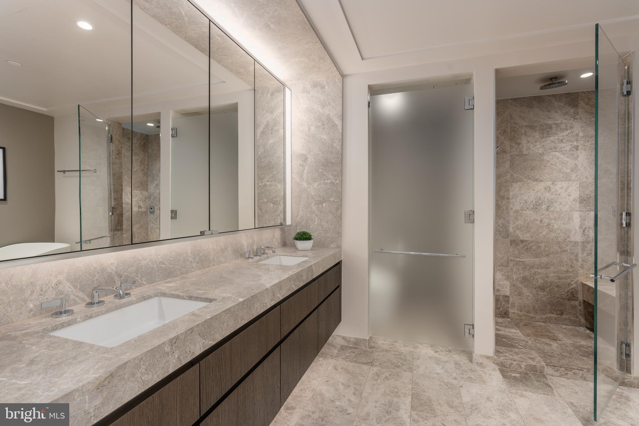 601 WHARF STREET SW PH6