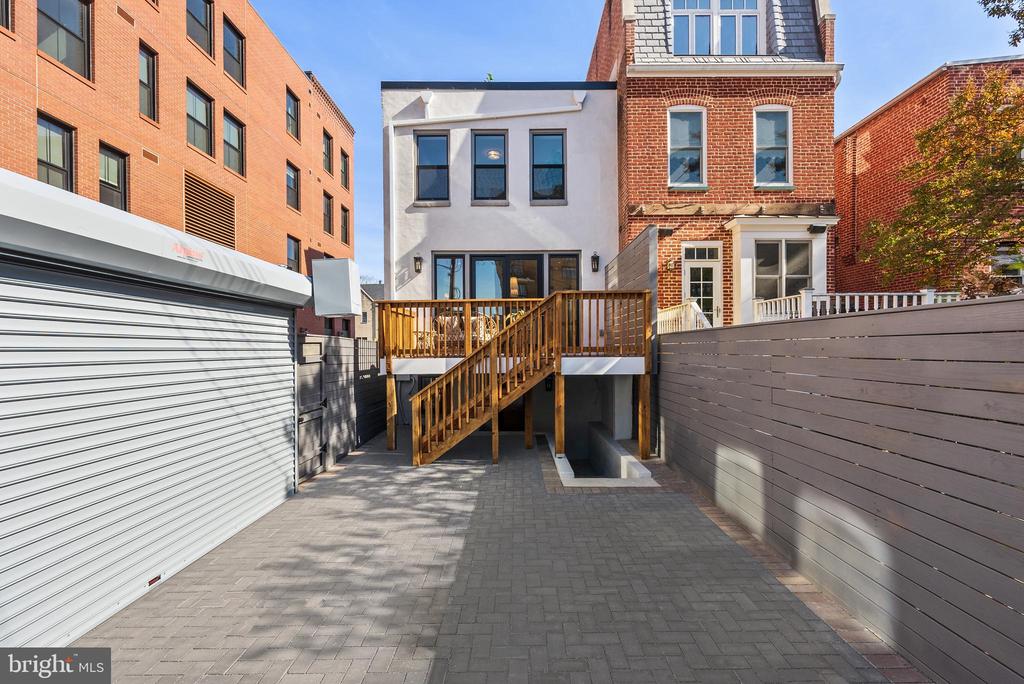 1720 15TH STREET NW