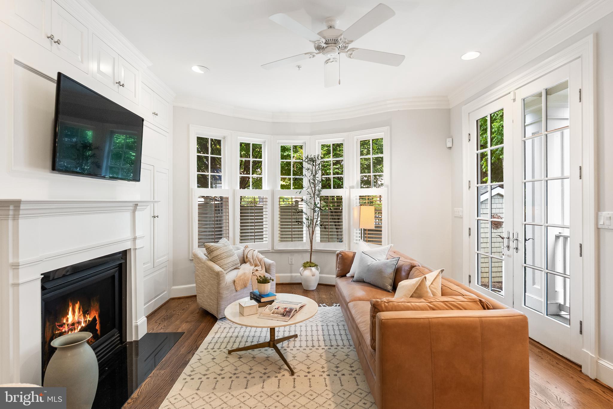 3515 PORTER STREET NW