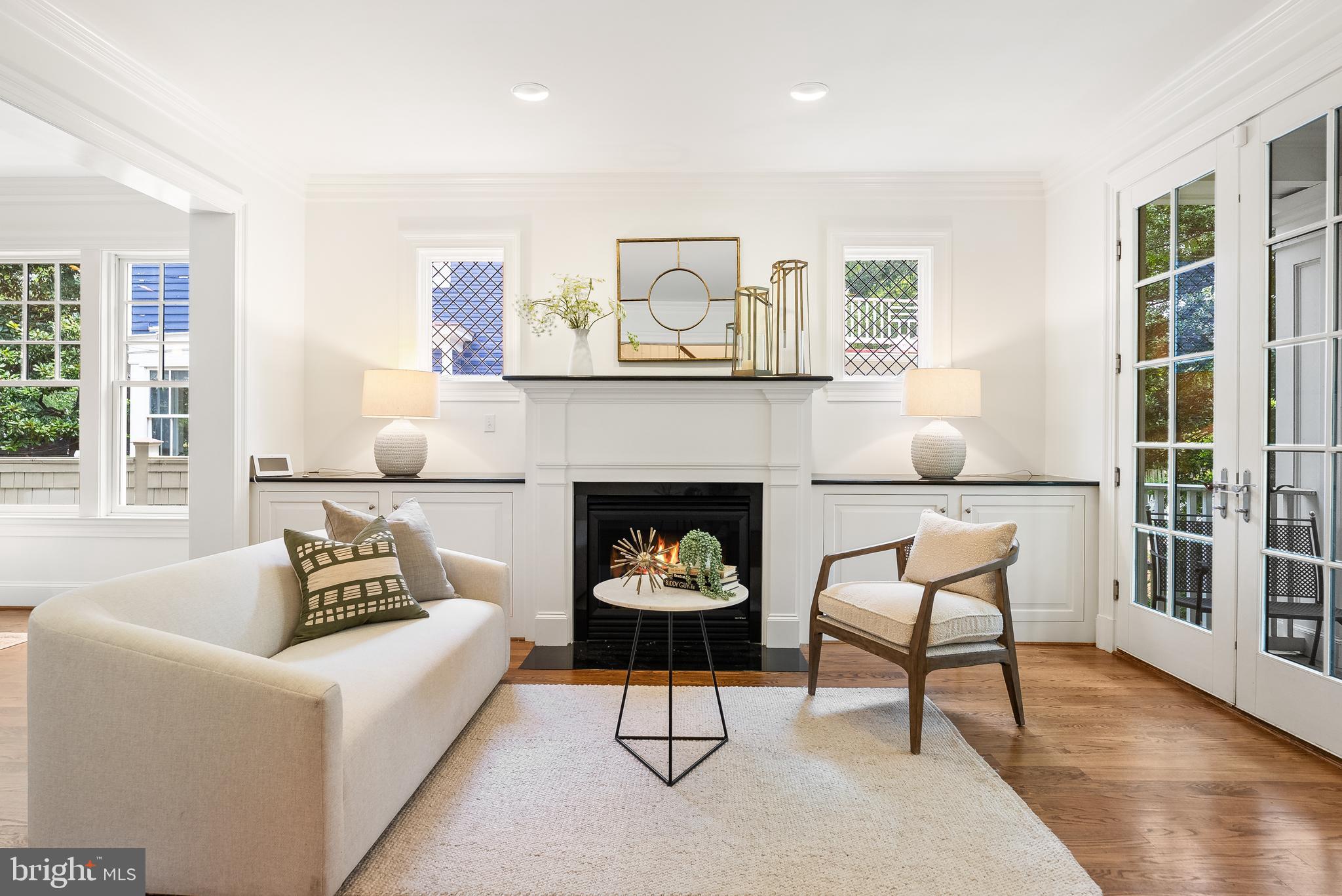 3515 PORTER STREET NW