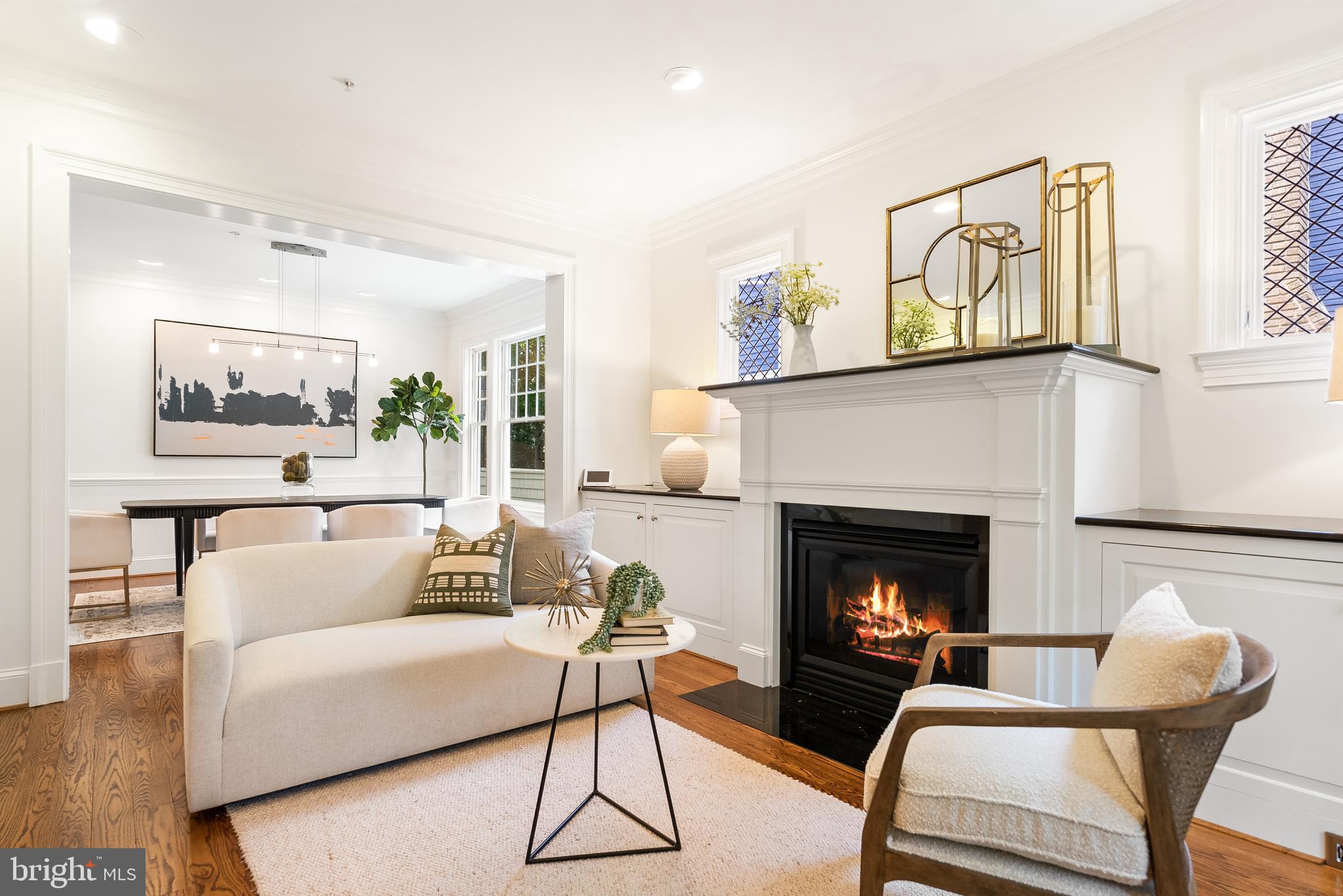 3515 PORTER STREET NW