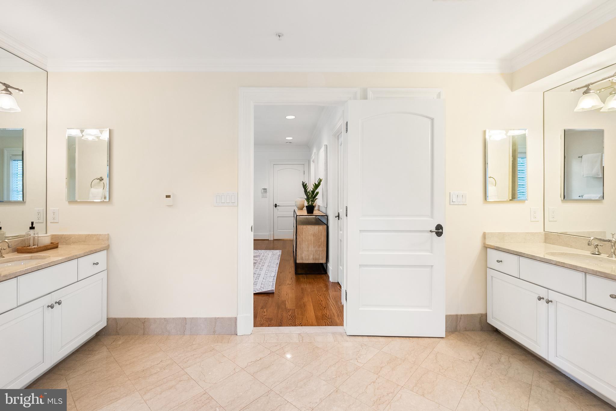 3515 PORTER STREET NW