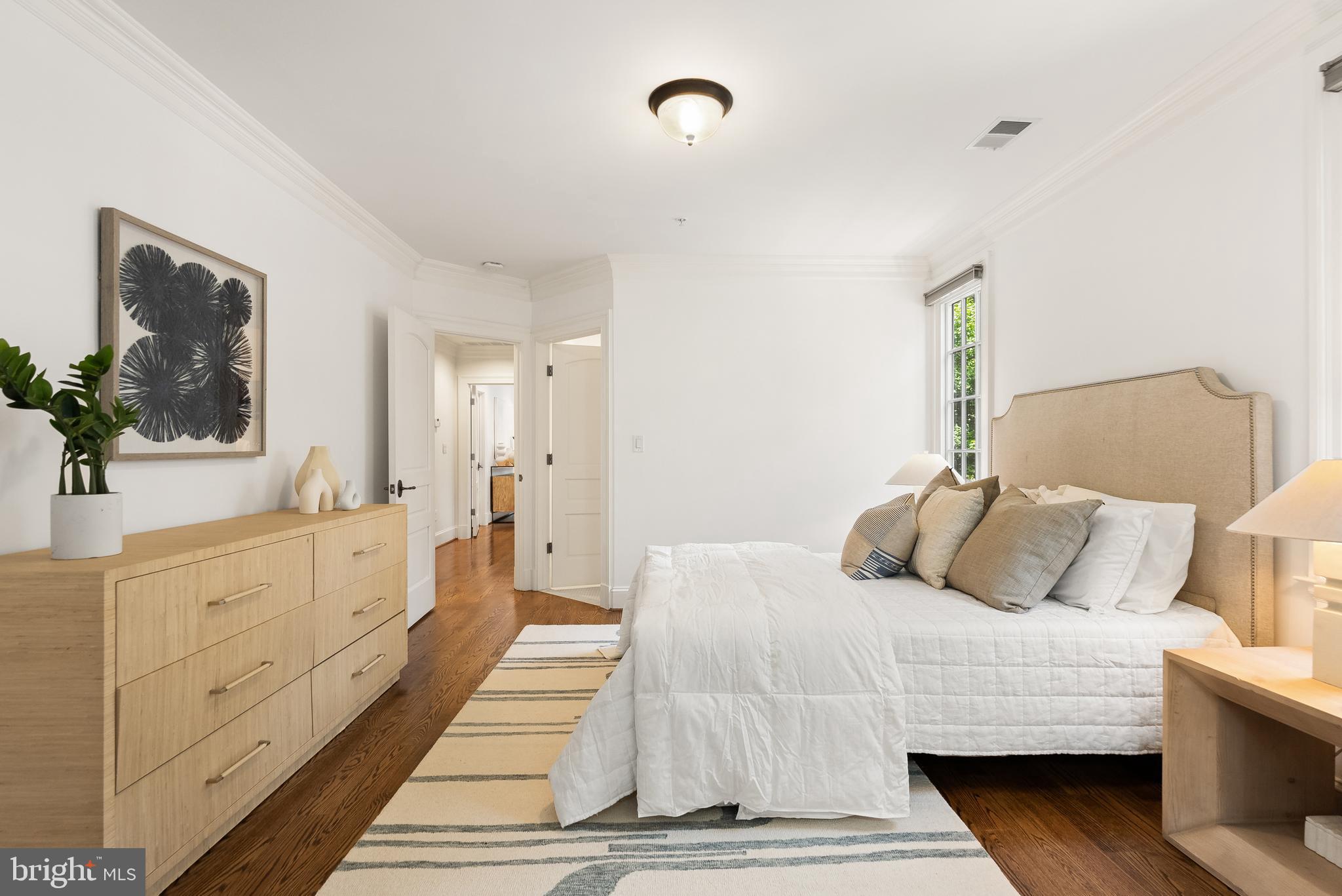 3515 PORTER STREET NW