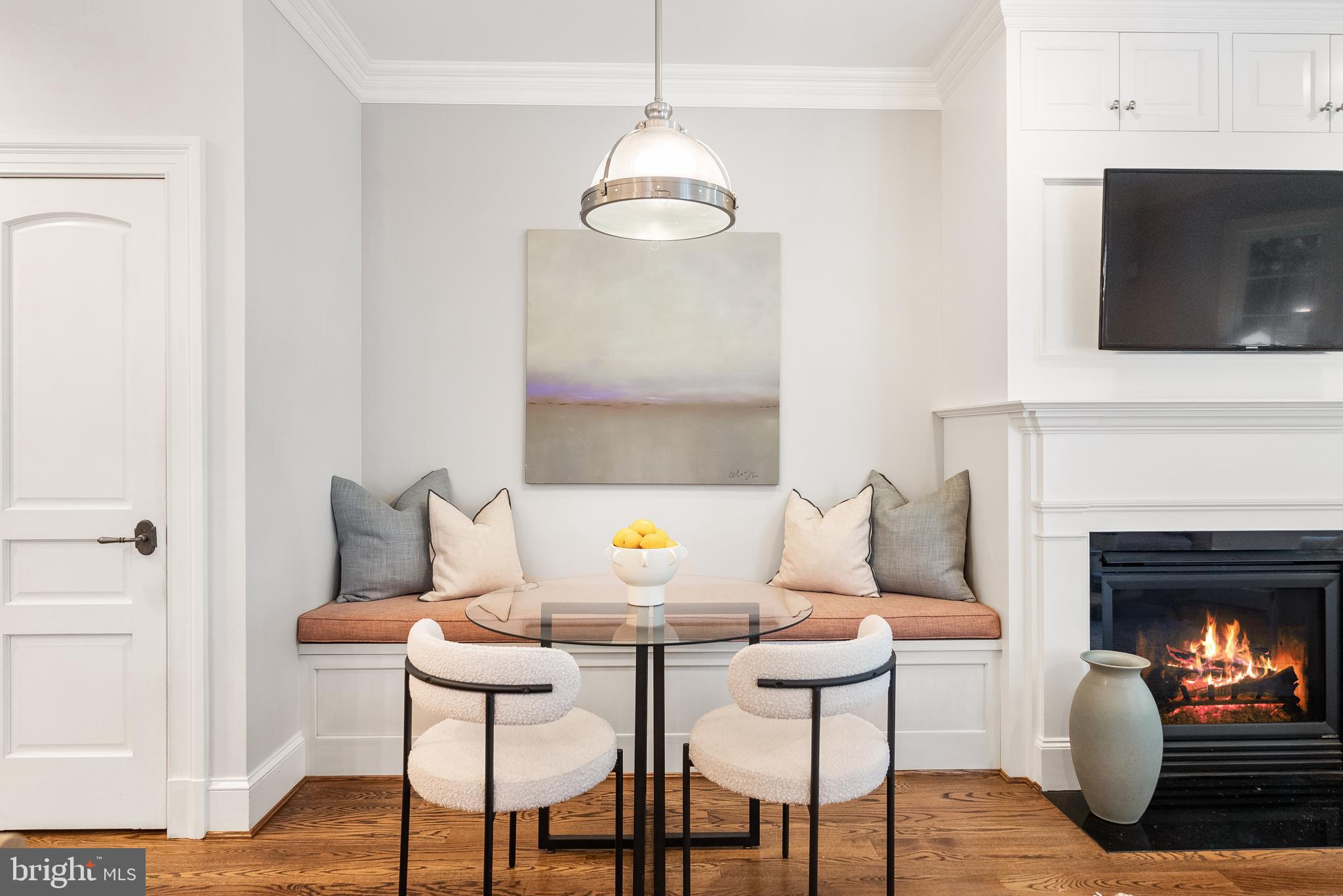 3515 PORTER STREET NW