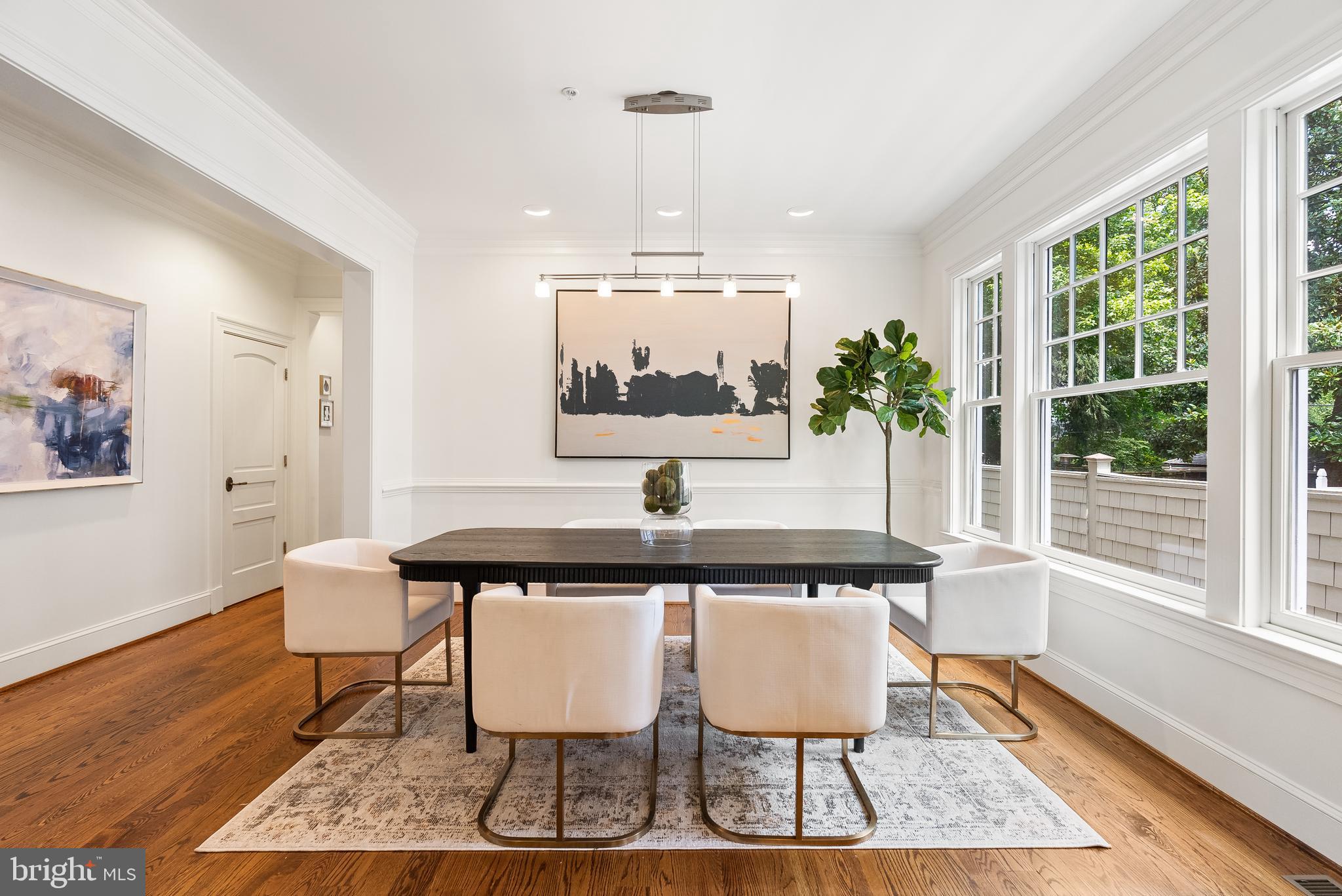 3515 PORTER STREET NW