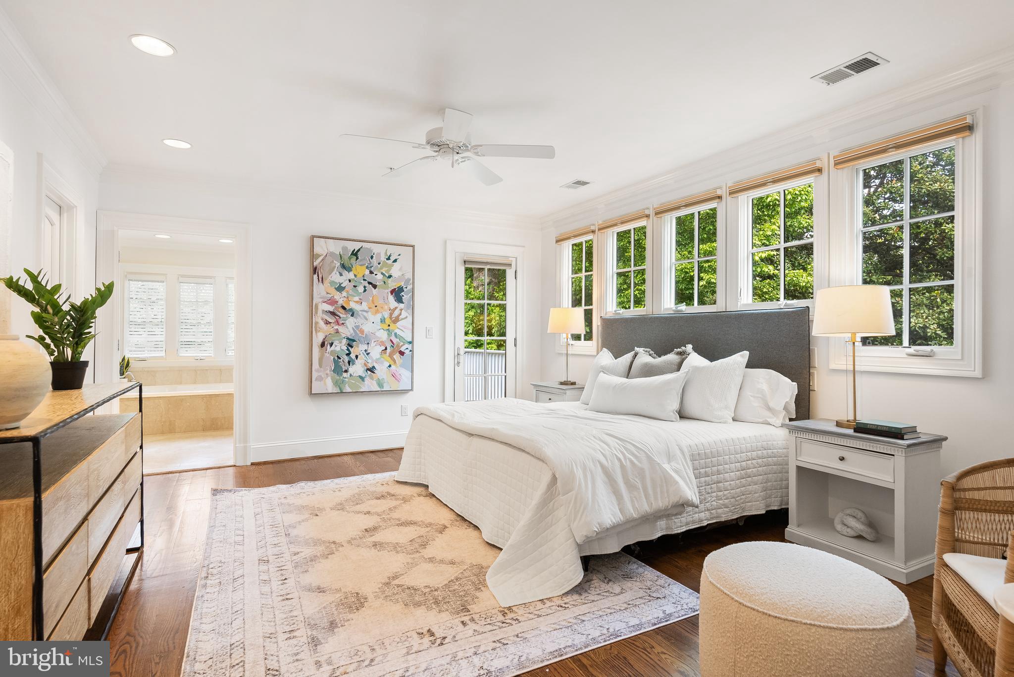 3515 PORTER STREET NW