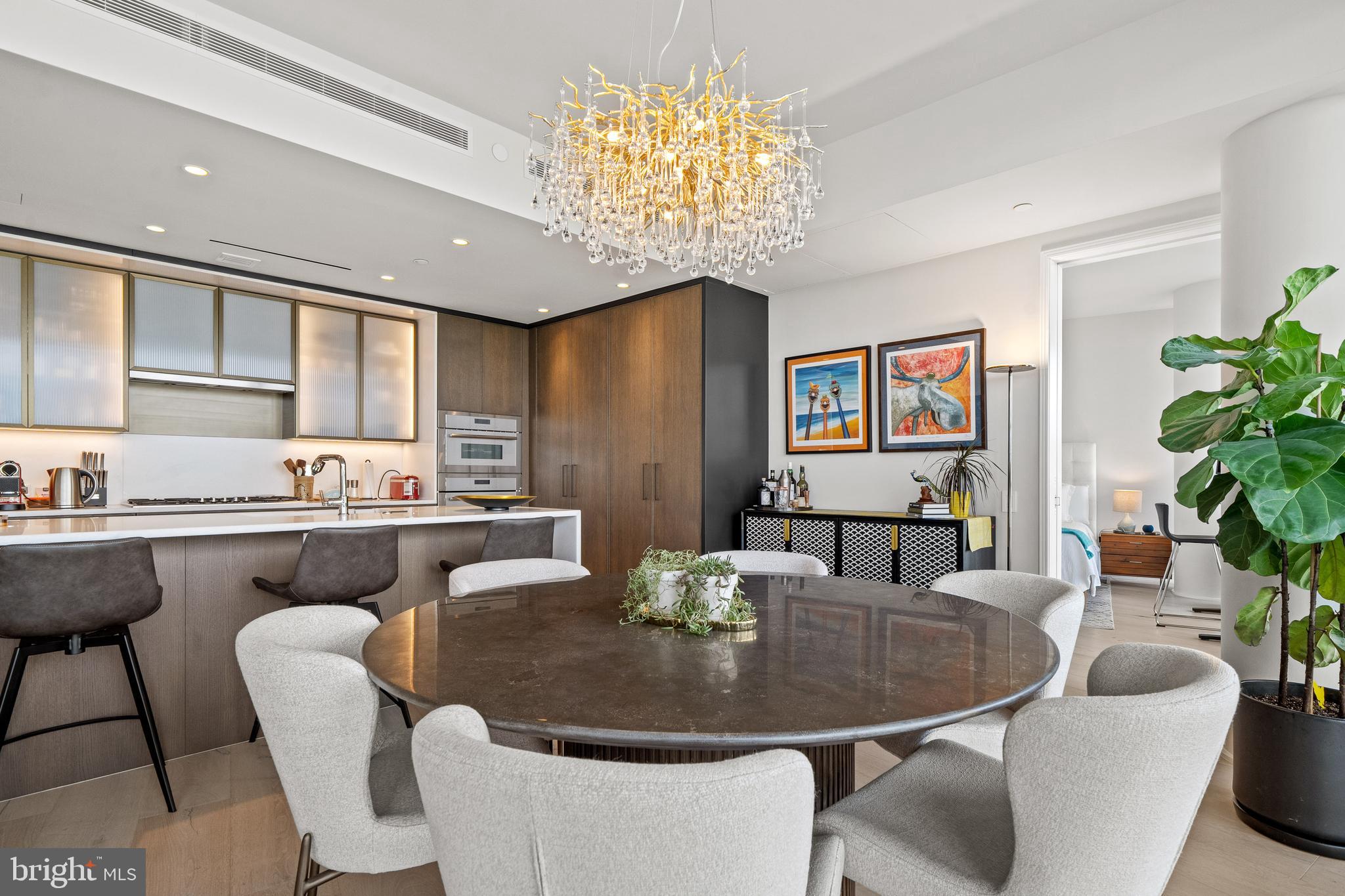 601 WHARF STREET SW 704