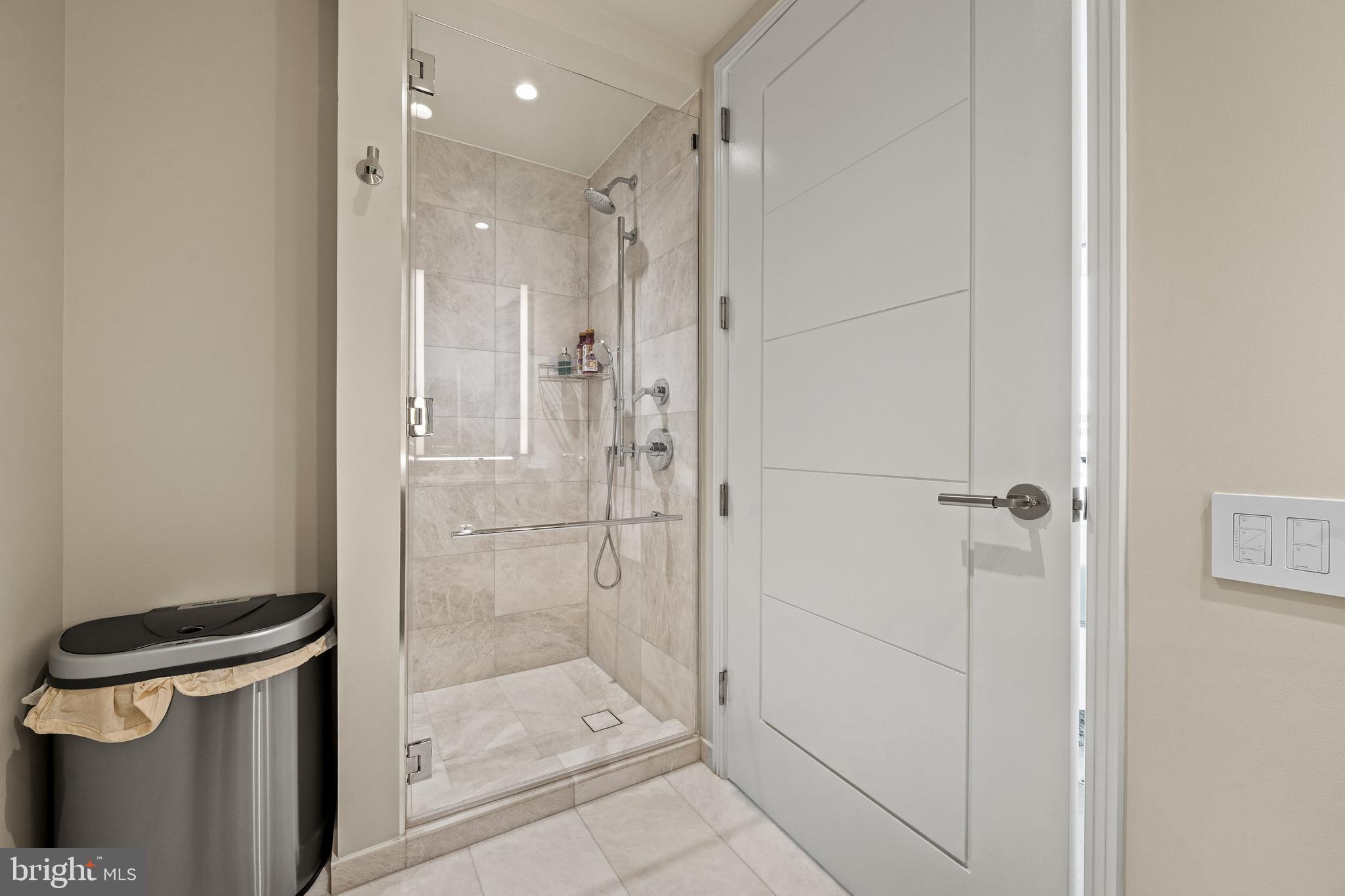 601 WHARF STREET SW 704