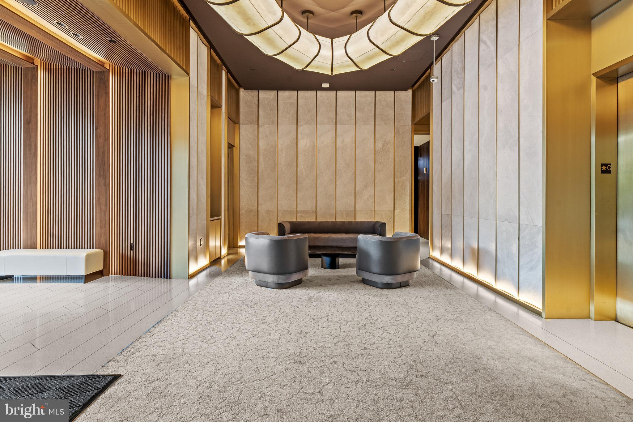 601 WHARF STREET SW 704