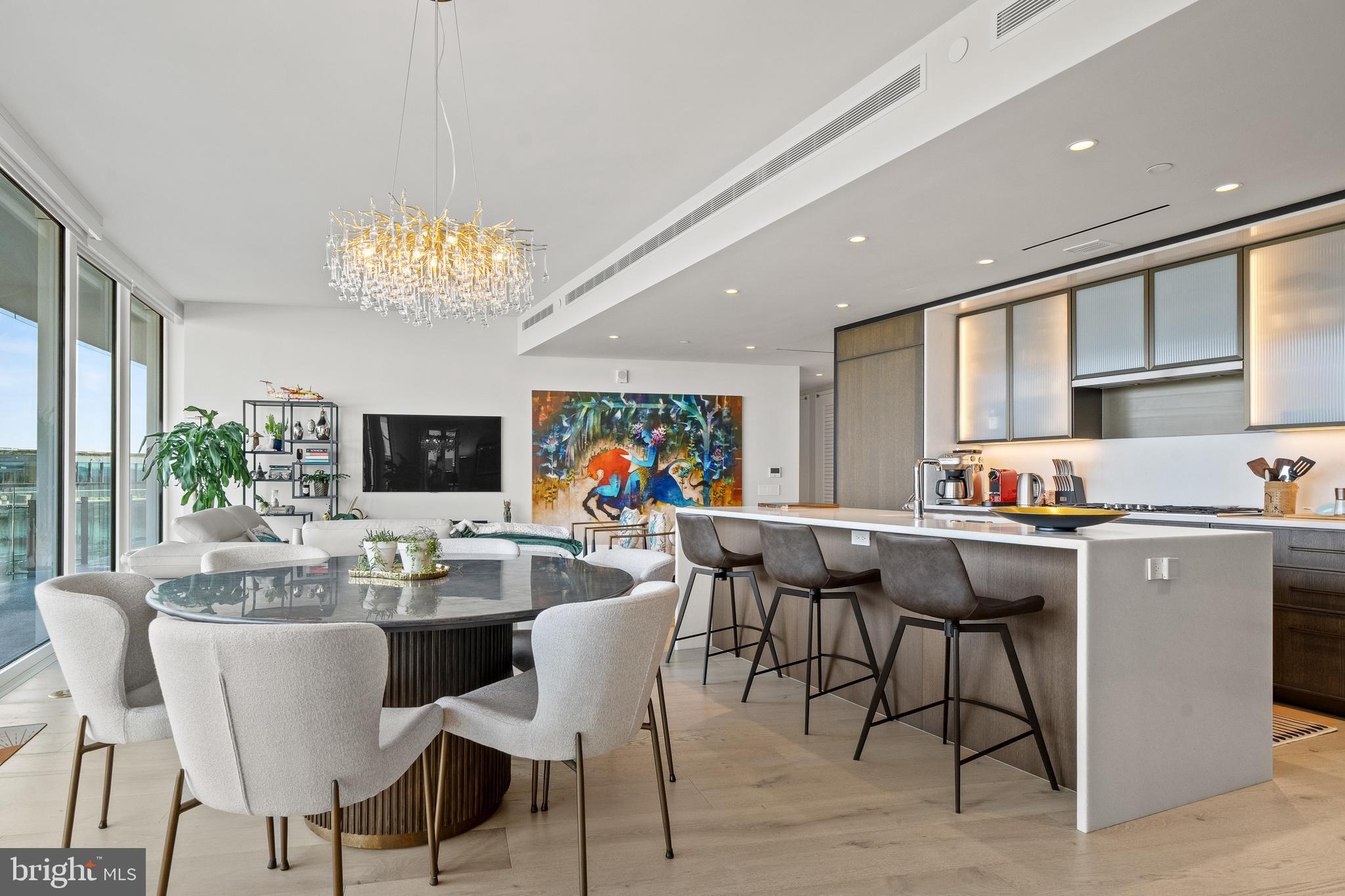 601 WHARF STREET SW 704