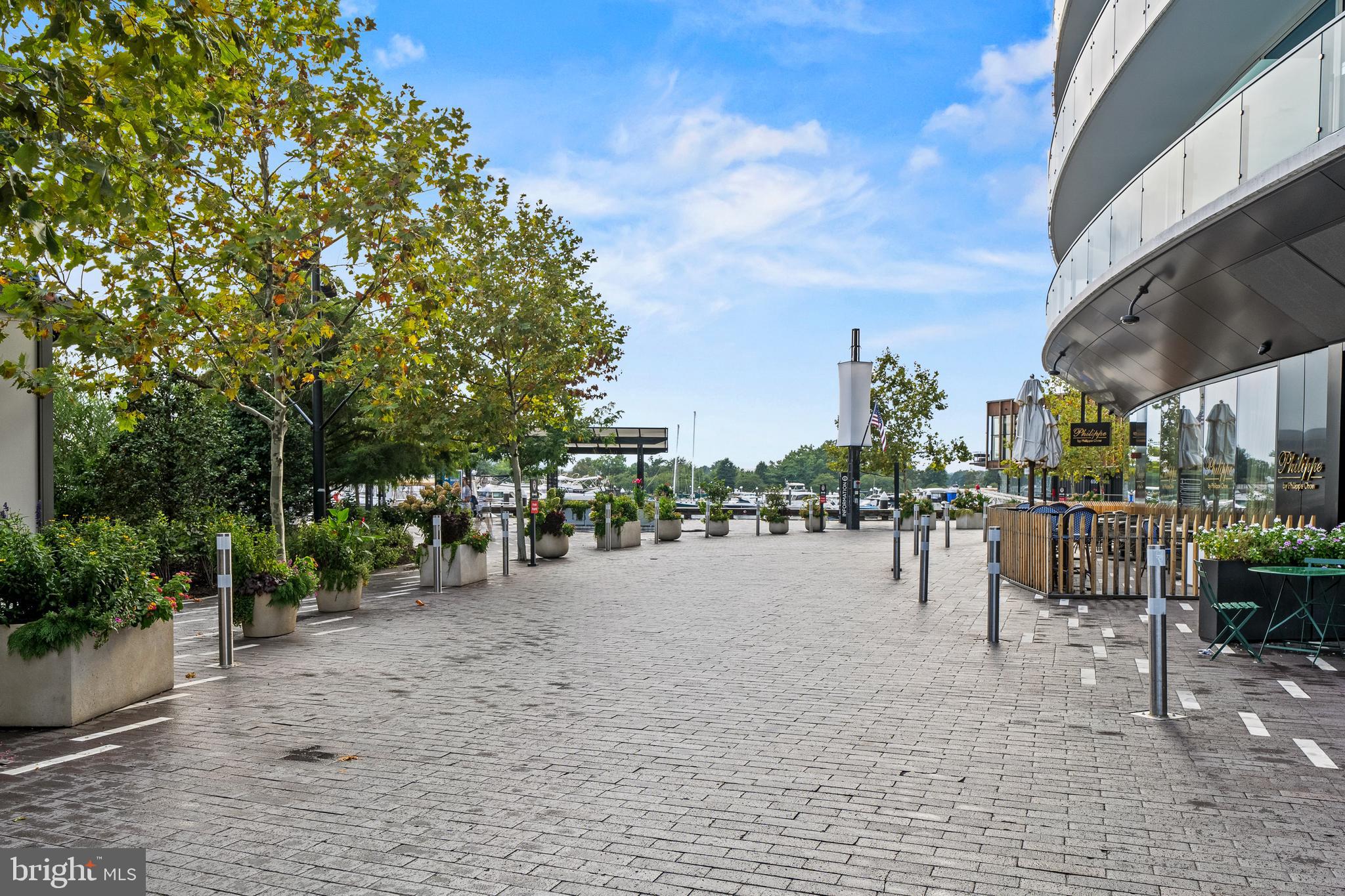 601 WHARF STREET SW 704