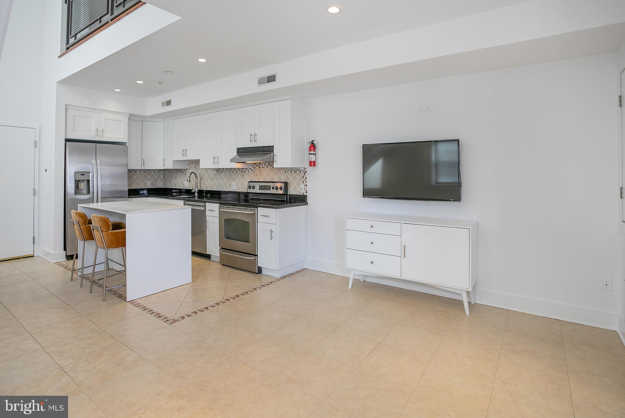 1461 HARVARD STREET NW 5