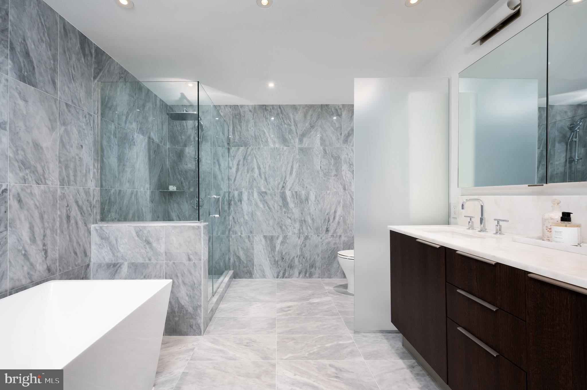 45 SUTTON SQUARE SW 306