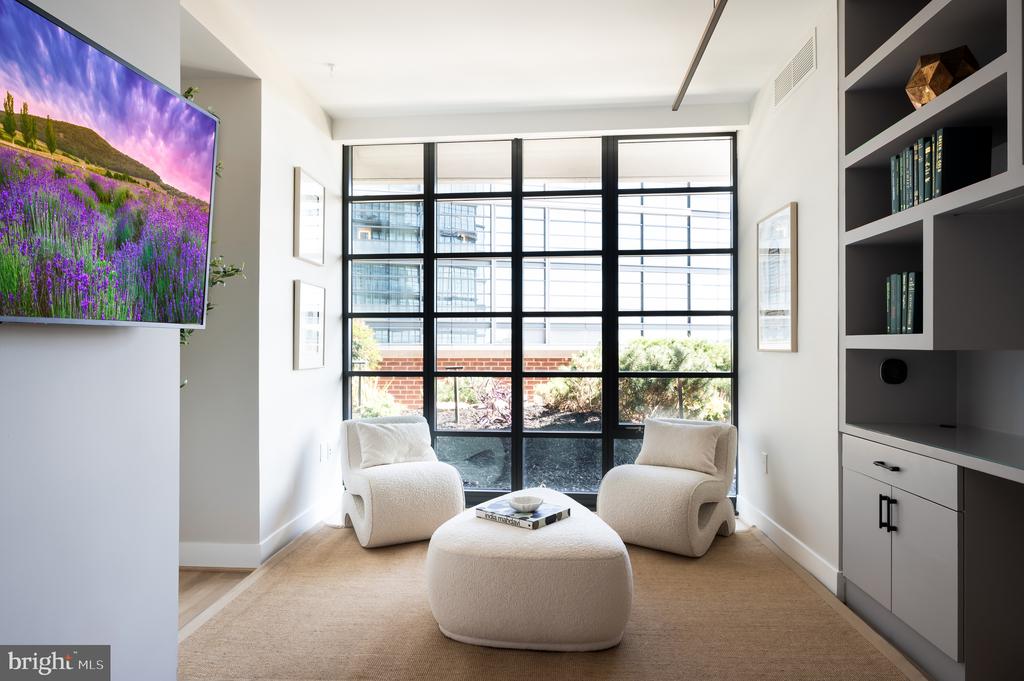 45 SUTTON SQUARE SW 306