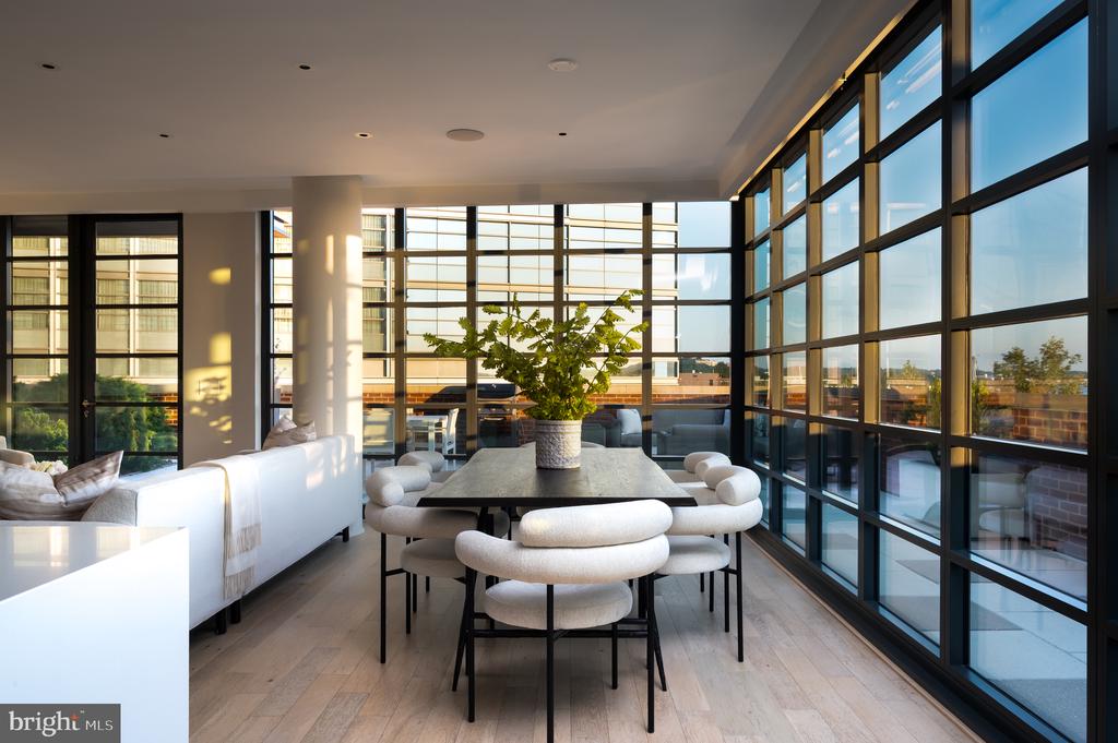 45 SUTTON SQUARE SW 306