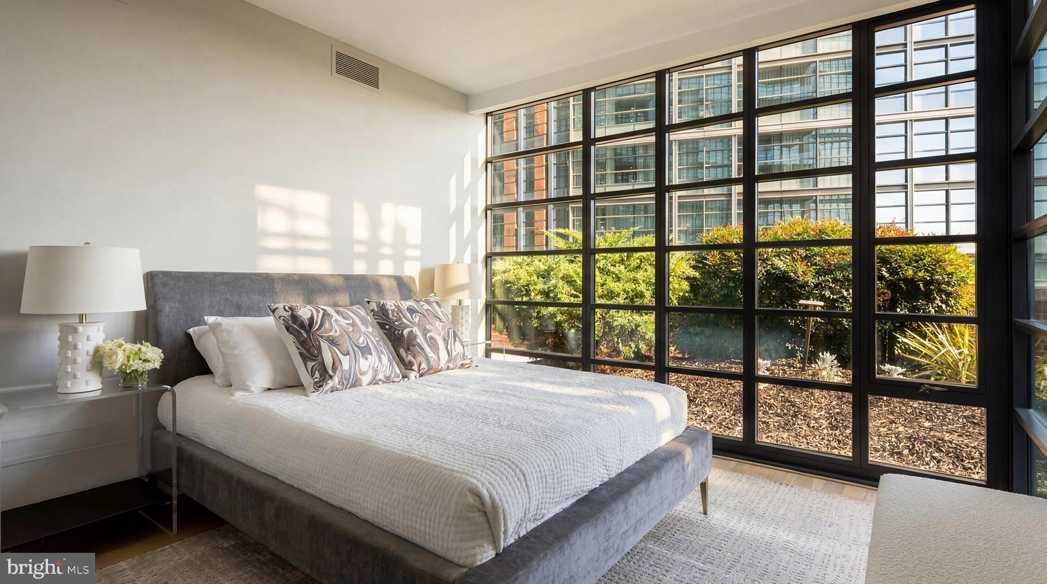 45 SUTTON SQUARE SW 306