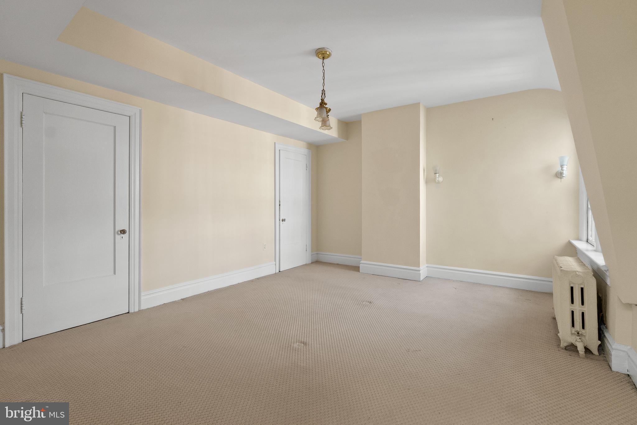 2125 BANCROFT PLACE NW