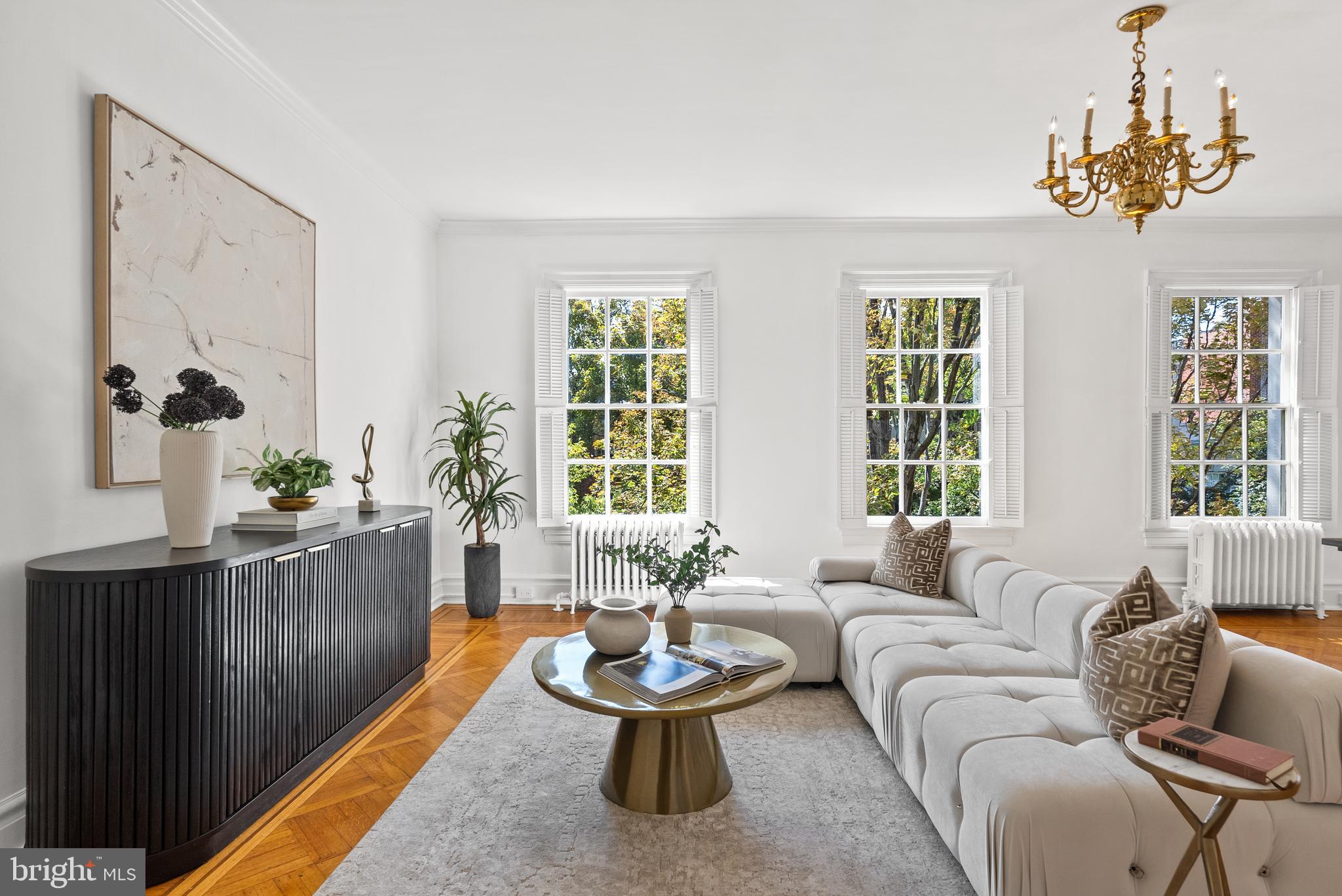 2125 BANCROFT PLACE NW