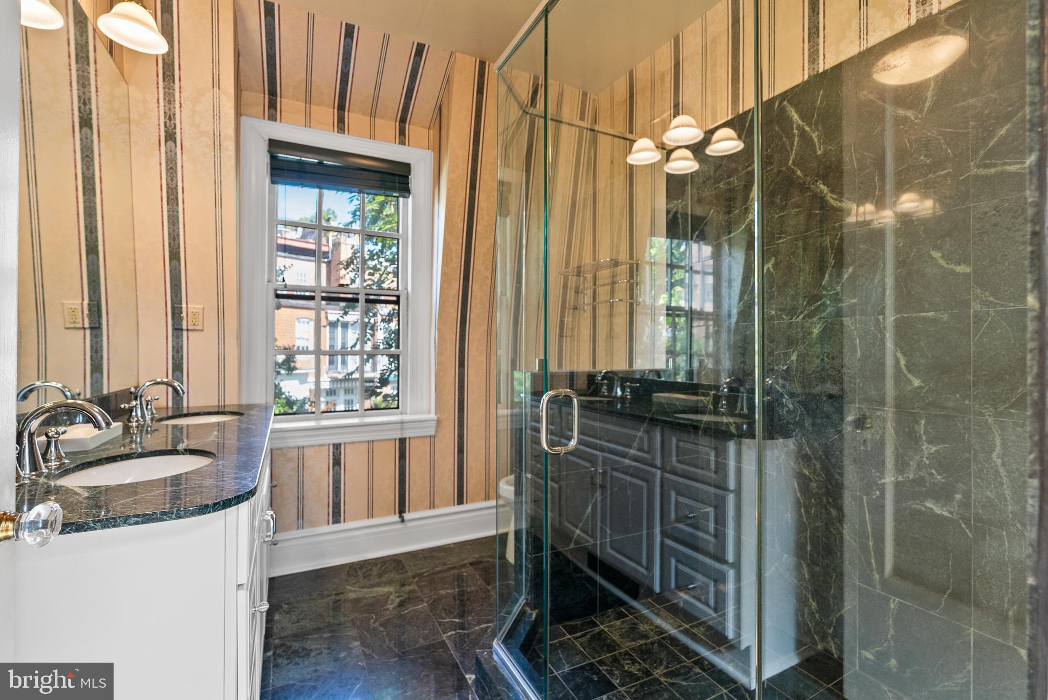 2125 BANCROFT PLACE NW