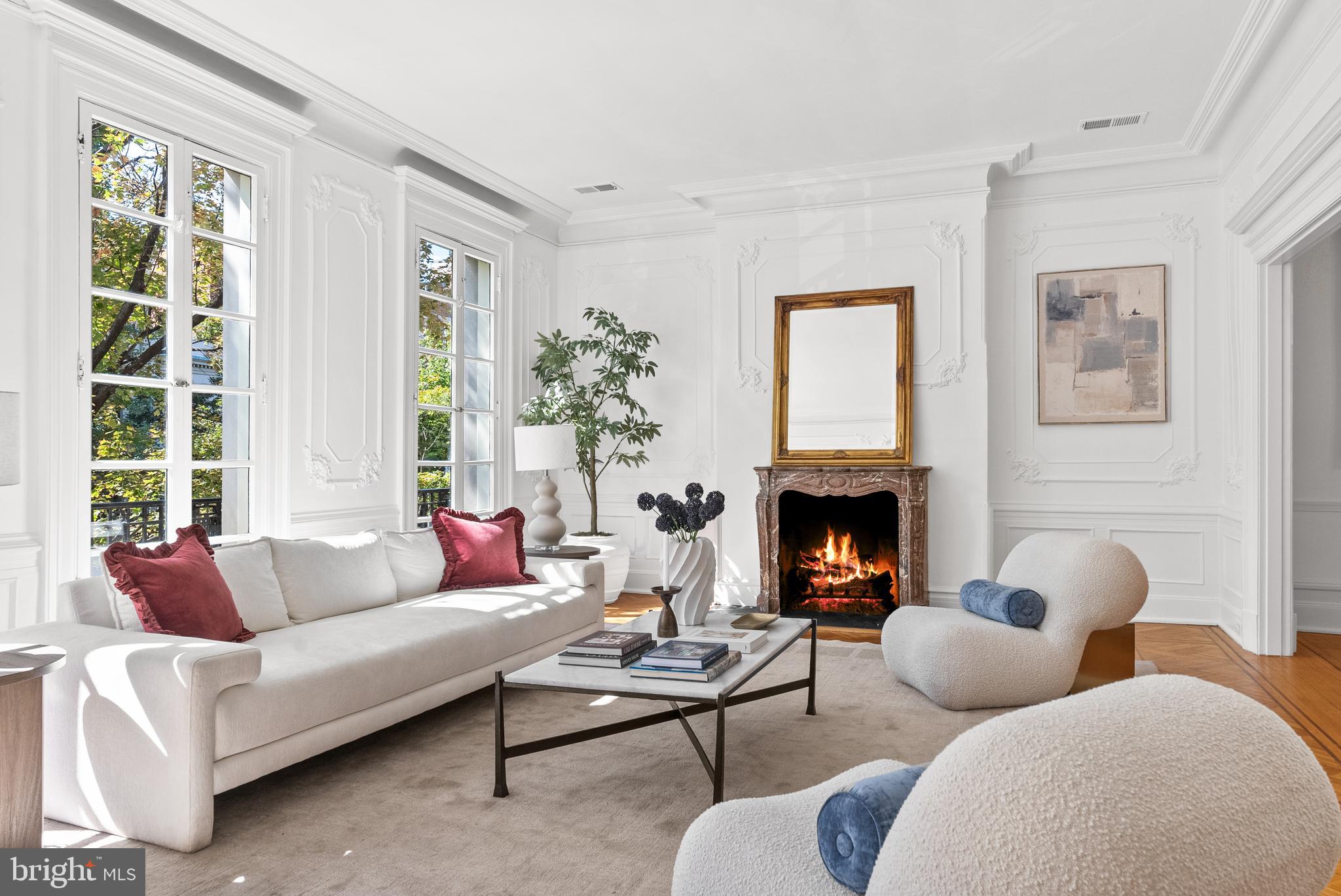 2125 BANCROFT PLACE NW