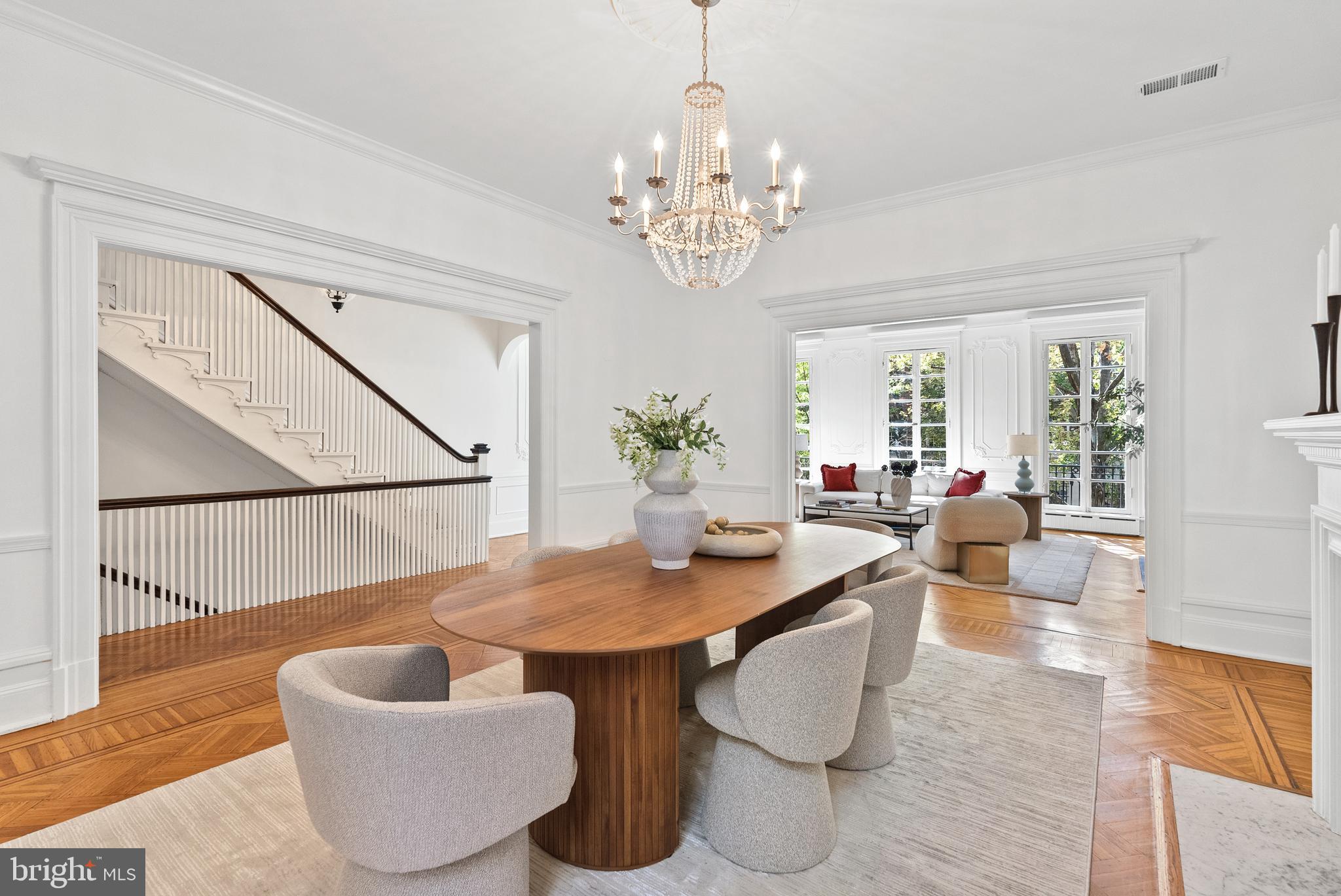 2125 BANCROFT PLACE NW