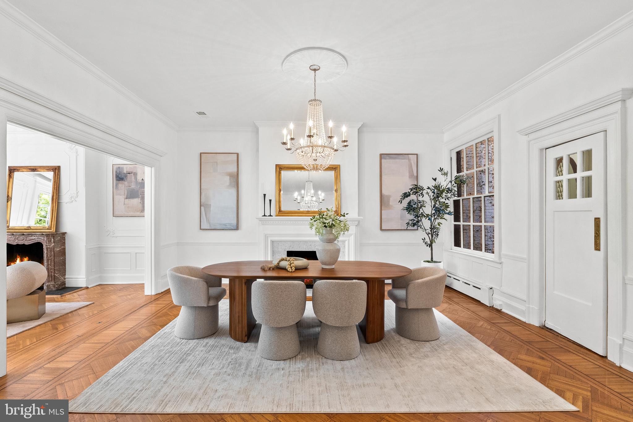 2125 BANCROFT PLACE NW