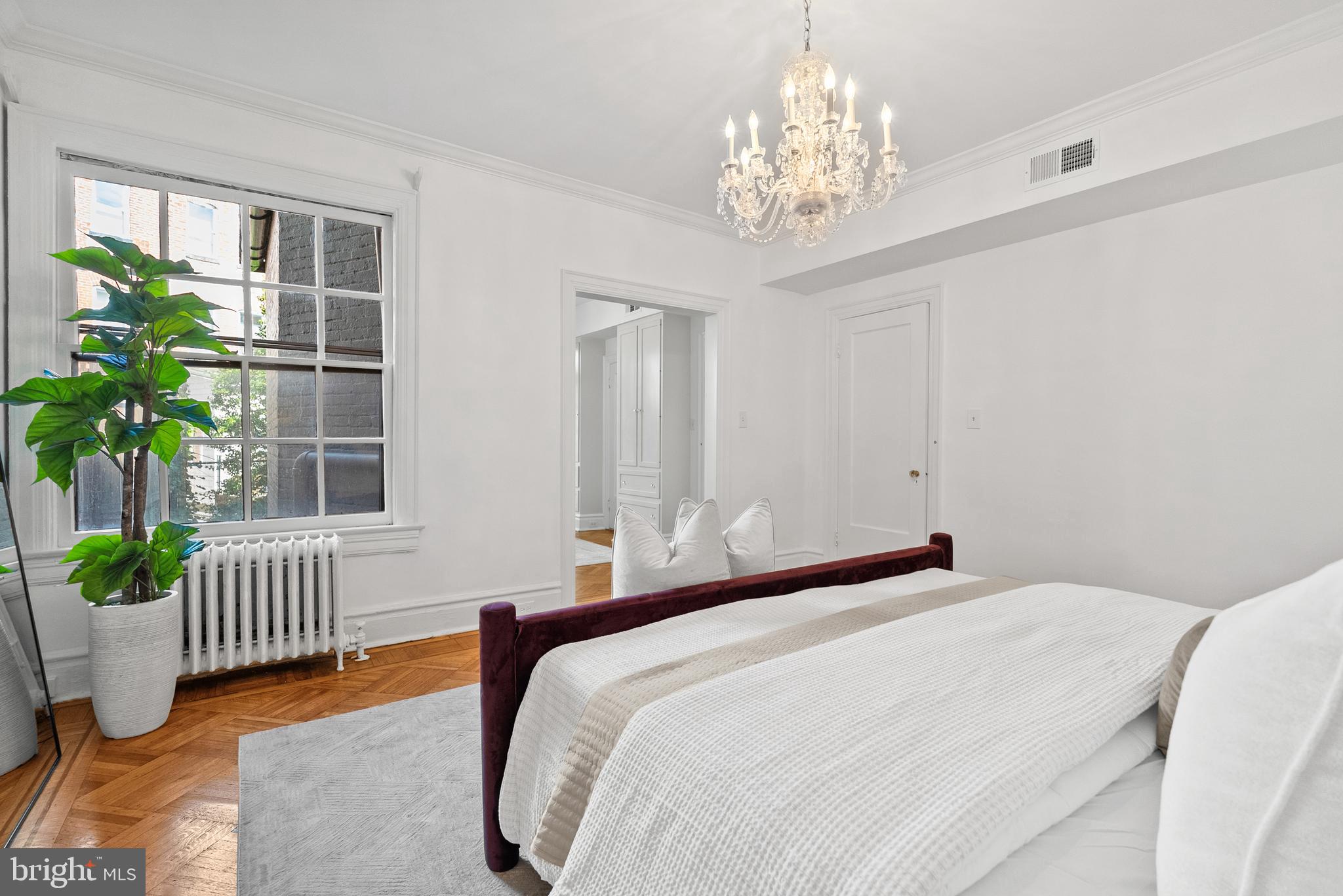 2125 BANCROFT PLACE NW