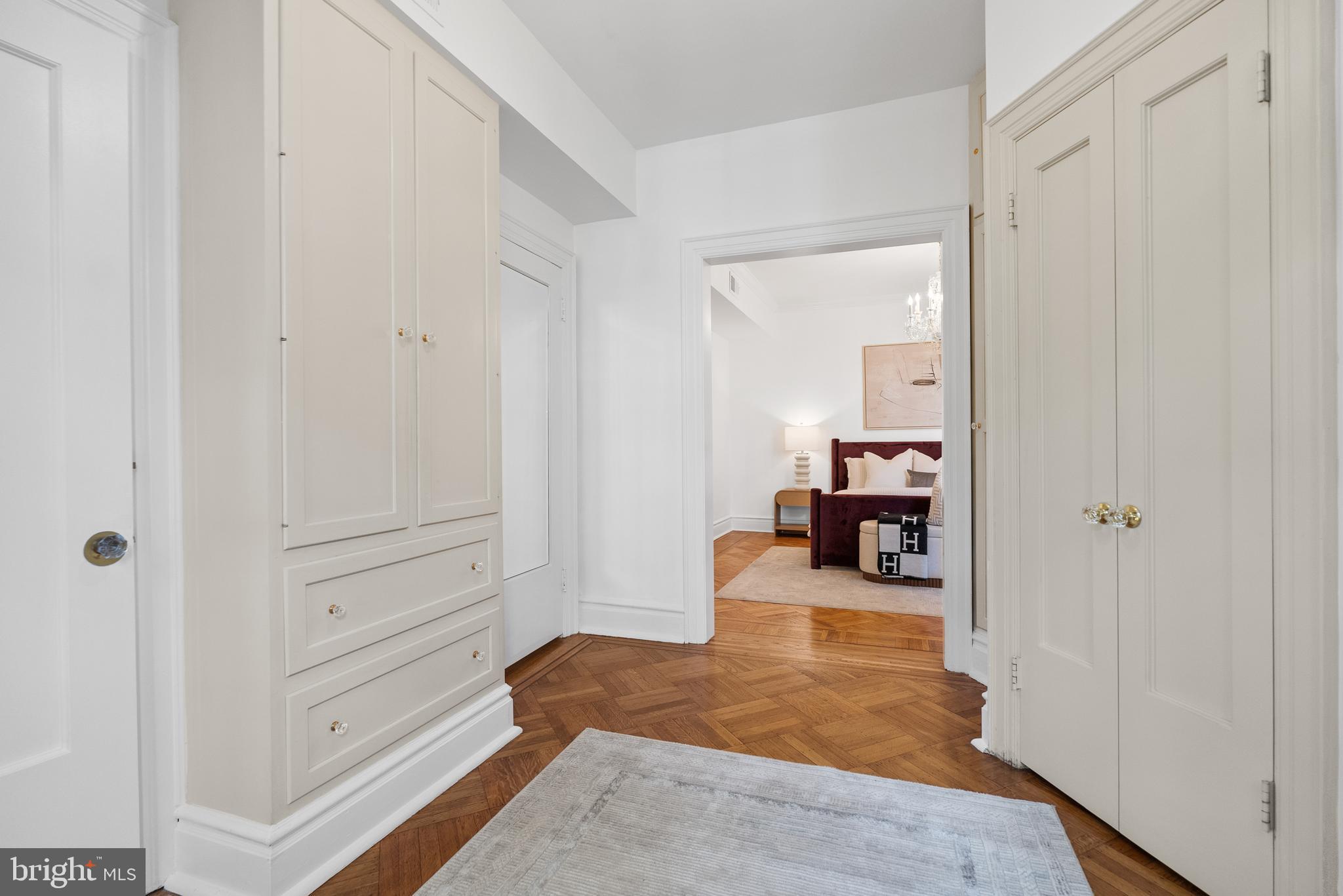 2125 BANCROFT PLACE NW